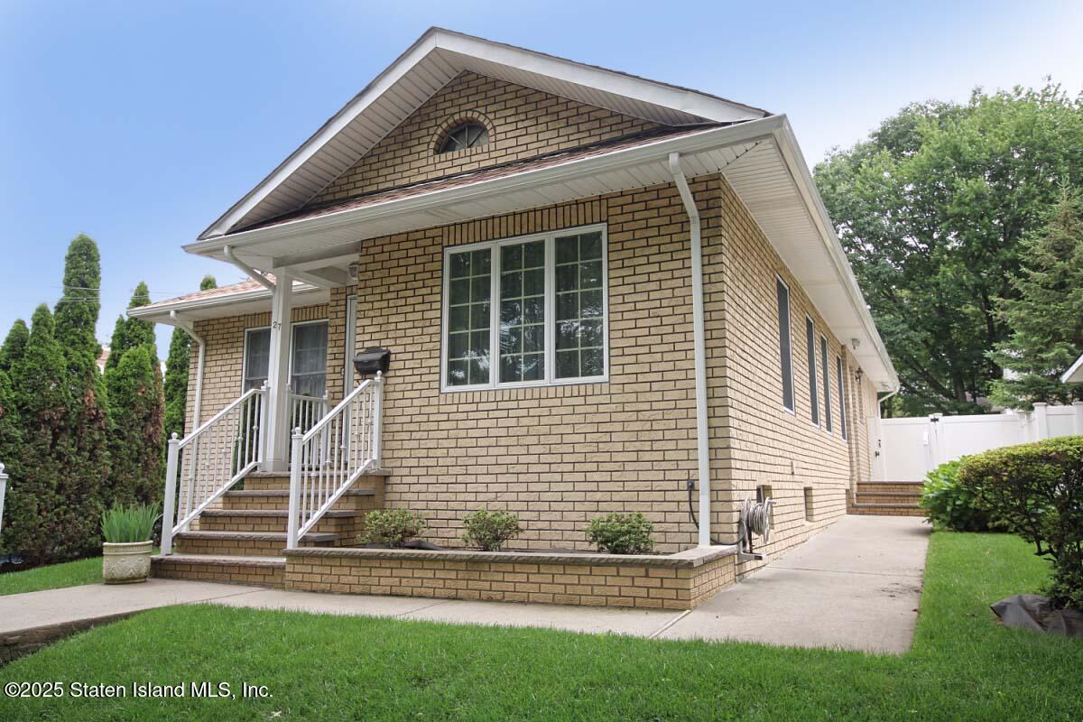27 Sommers Lane Image 2
