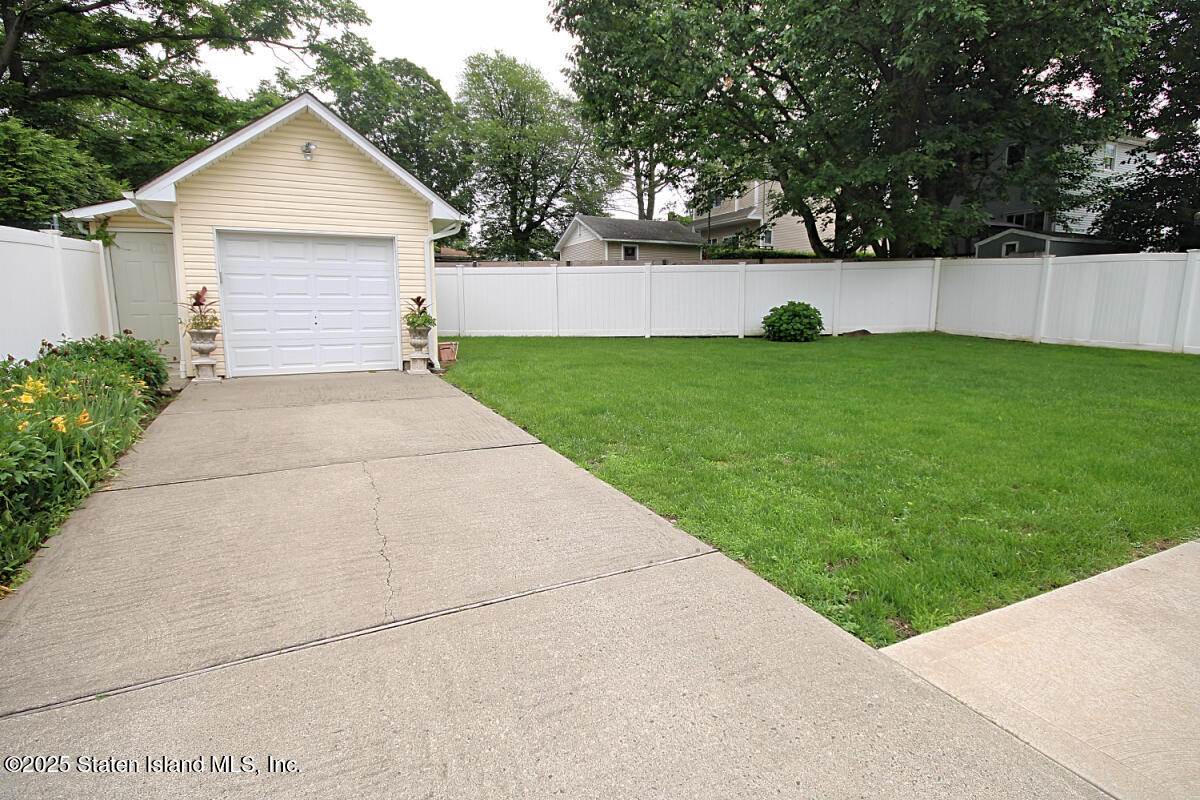 27 Sommers Lane, Staten Island, NY, 10314 image 42