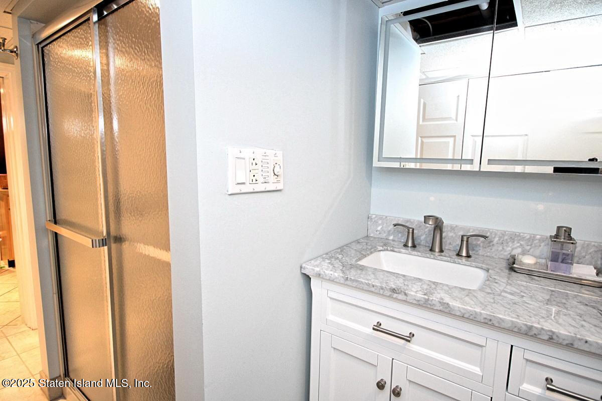 27 Sommers Lane, Staten Island, NY, 10314 image 33
