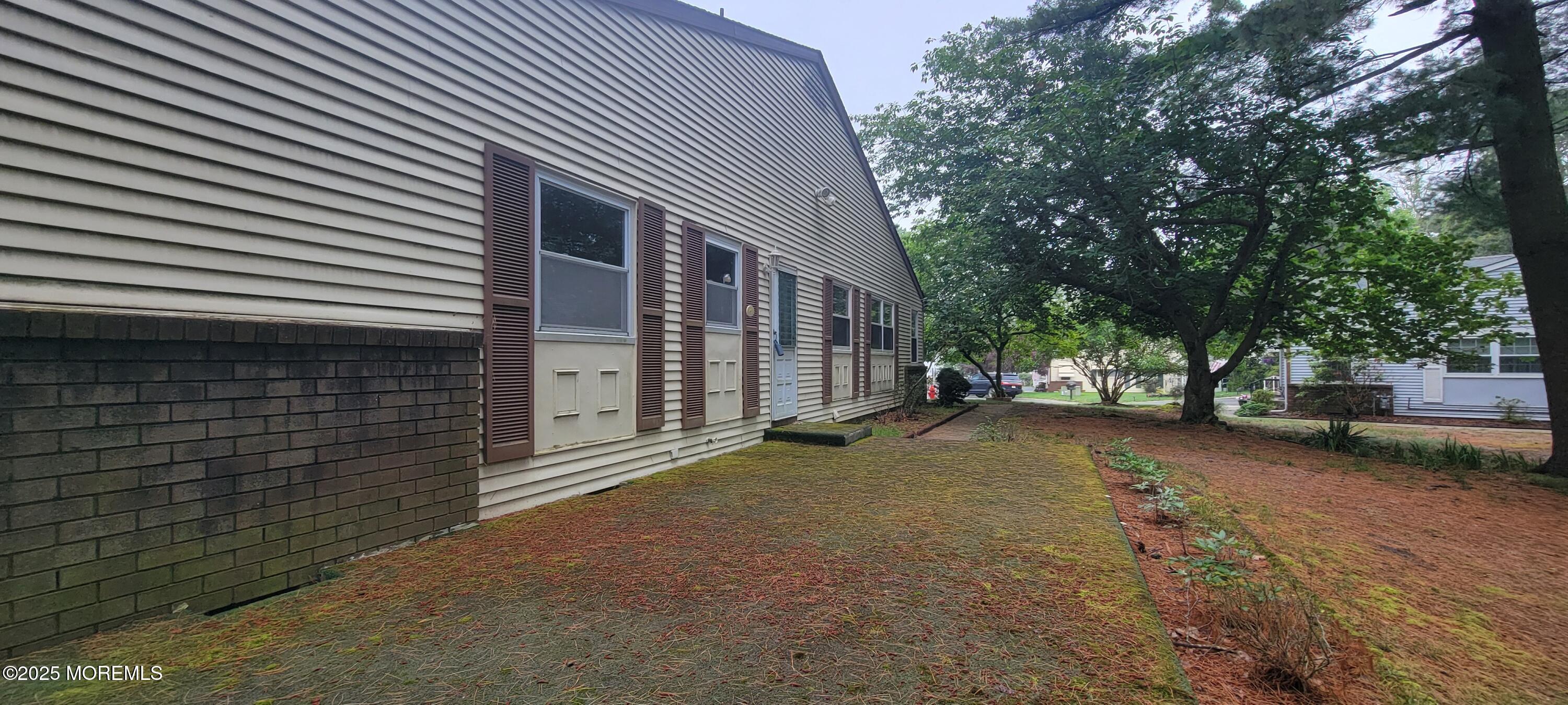 16 Ivy Court A Image 3