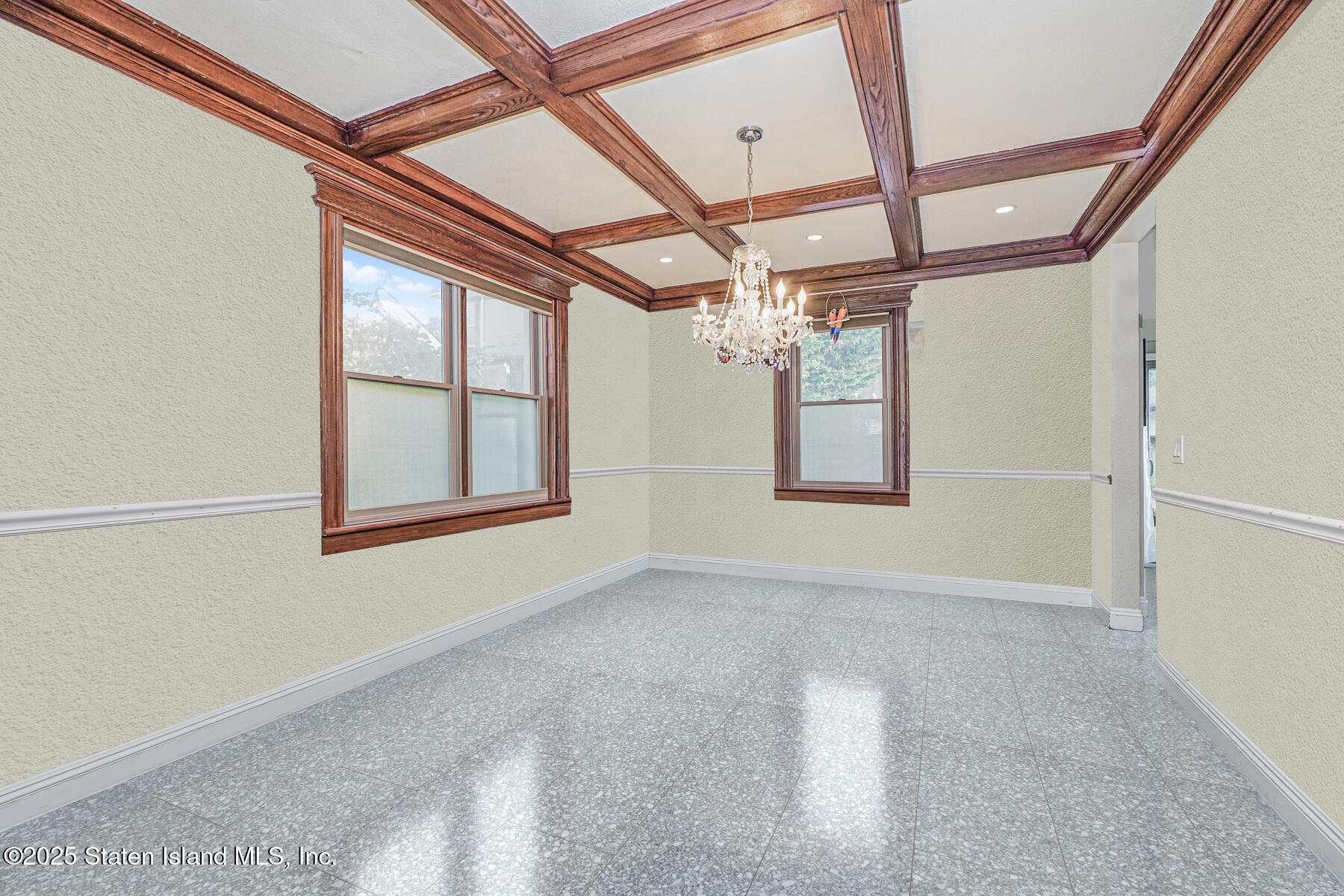 296 Edgewater Street Image 5