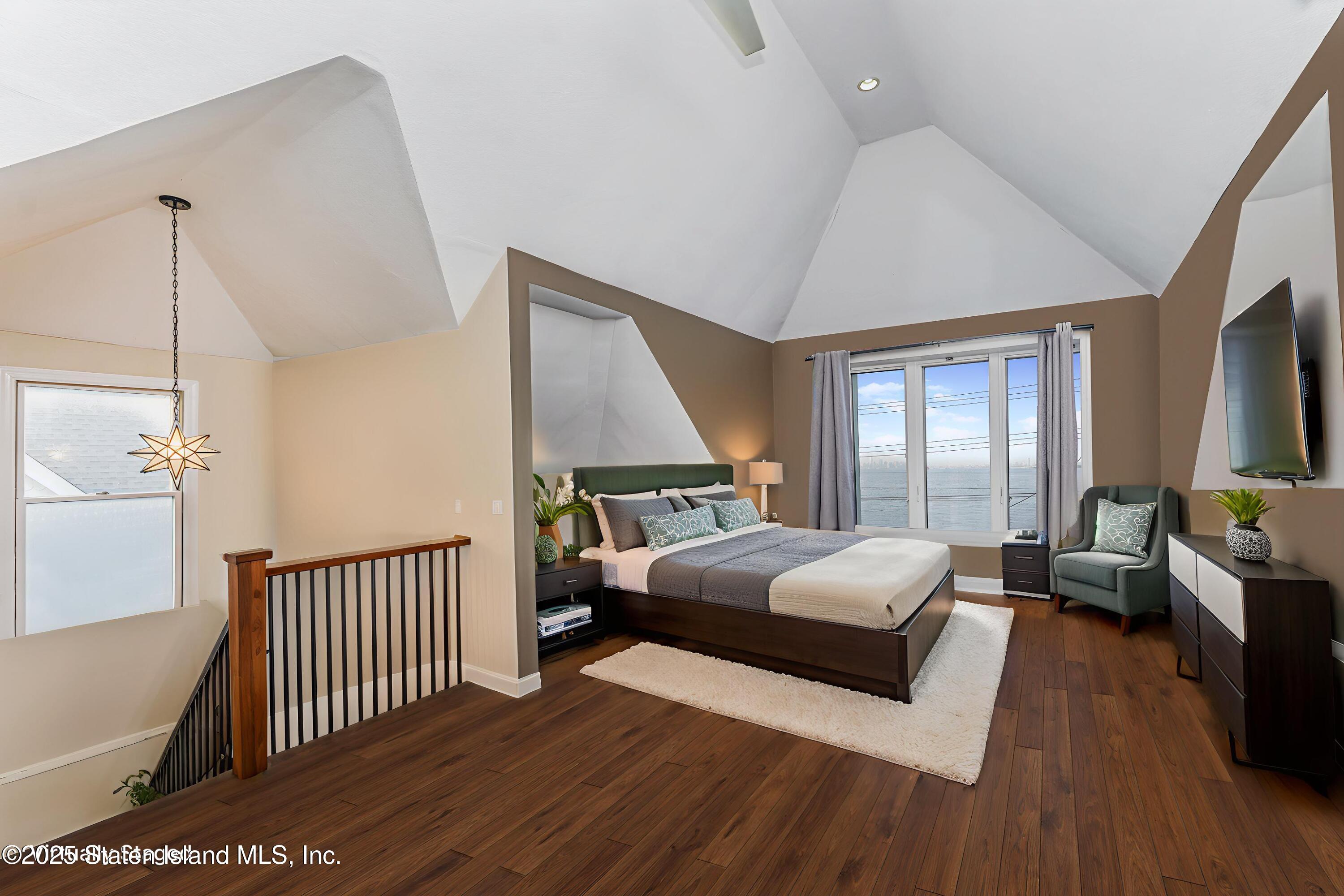 296 Edgewater Street, Staten Island, NY, 10305 image 37