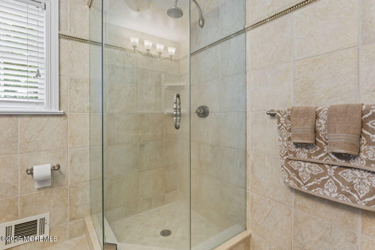 3 Winthrop Drive, Holmdel, NJ, 07733 image 21