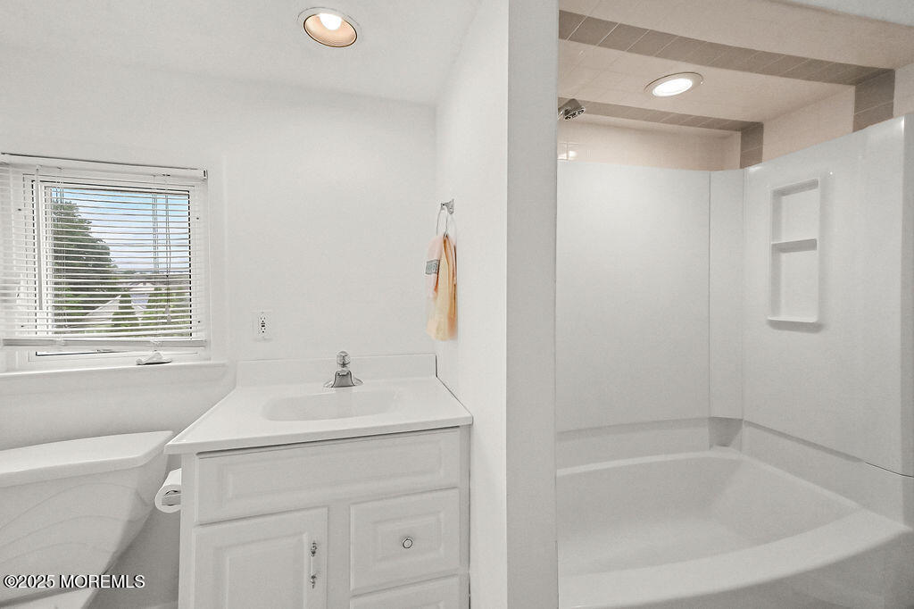 14 Pine Street, Keyport, NJ, 07735 image 37
