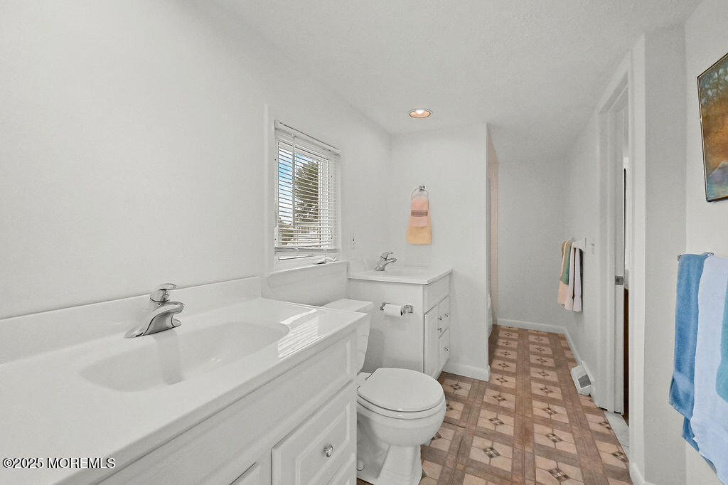 14 Pine Street, Keyport, NJ, 07735 image 38