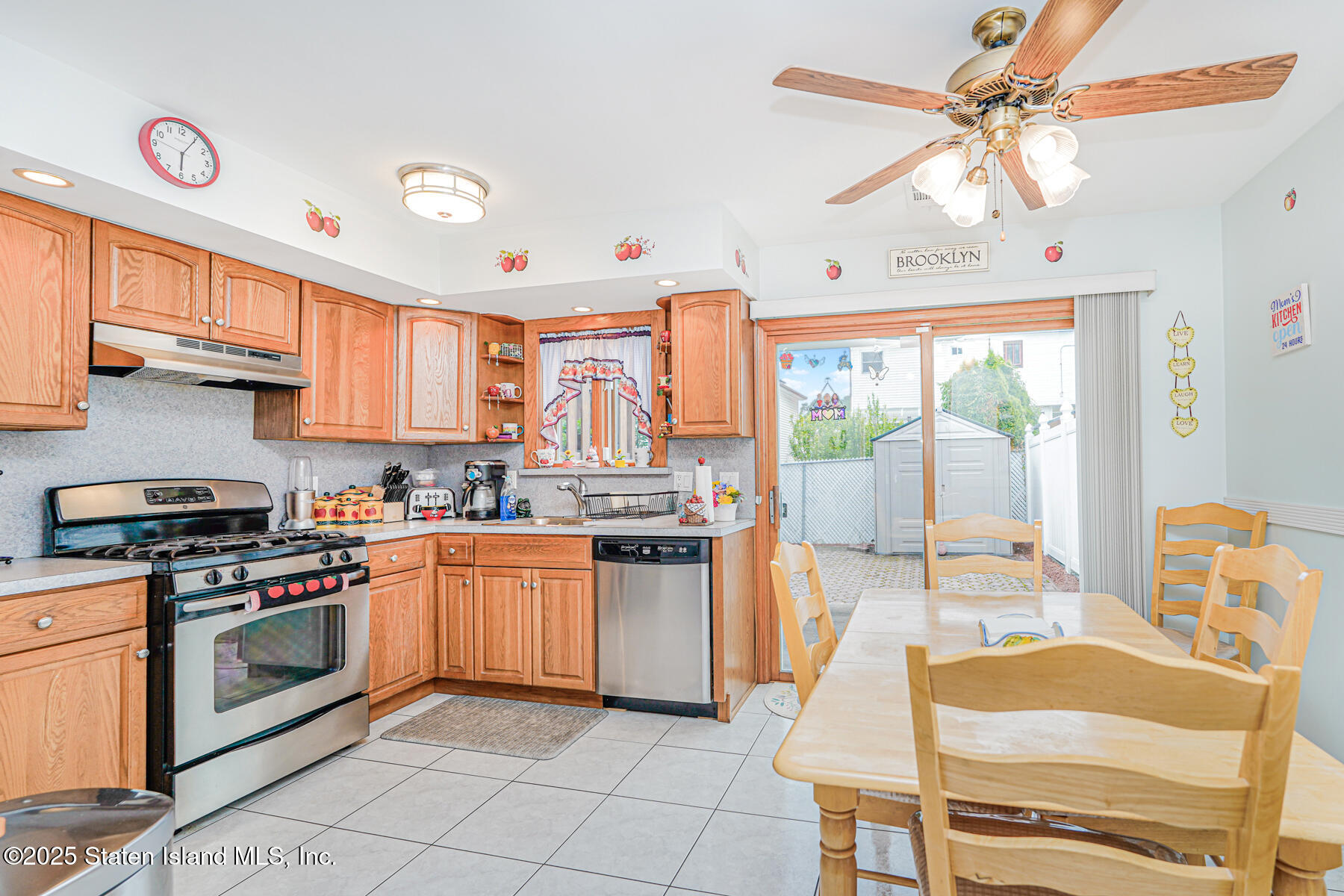 298 Tanglewood Drive, Staten Island, NY, 10308 image 7