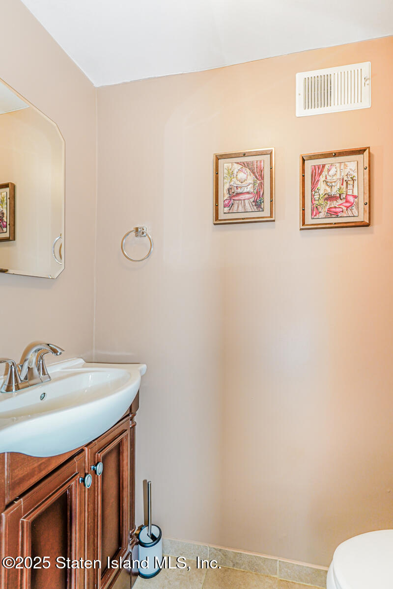 298 Tanglewood Drive, Staten Island, NY, 10308 image 11