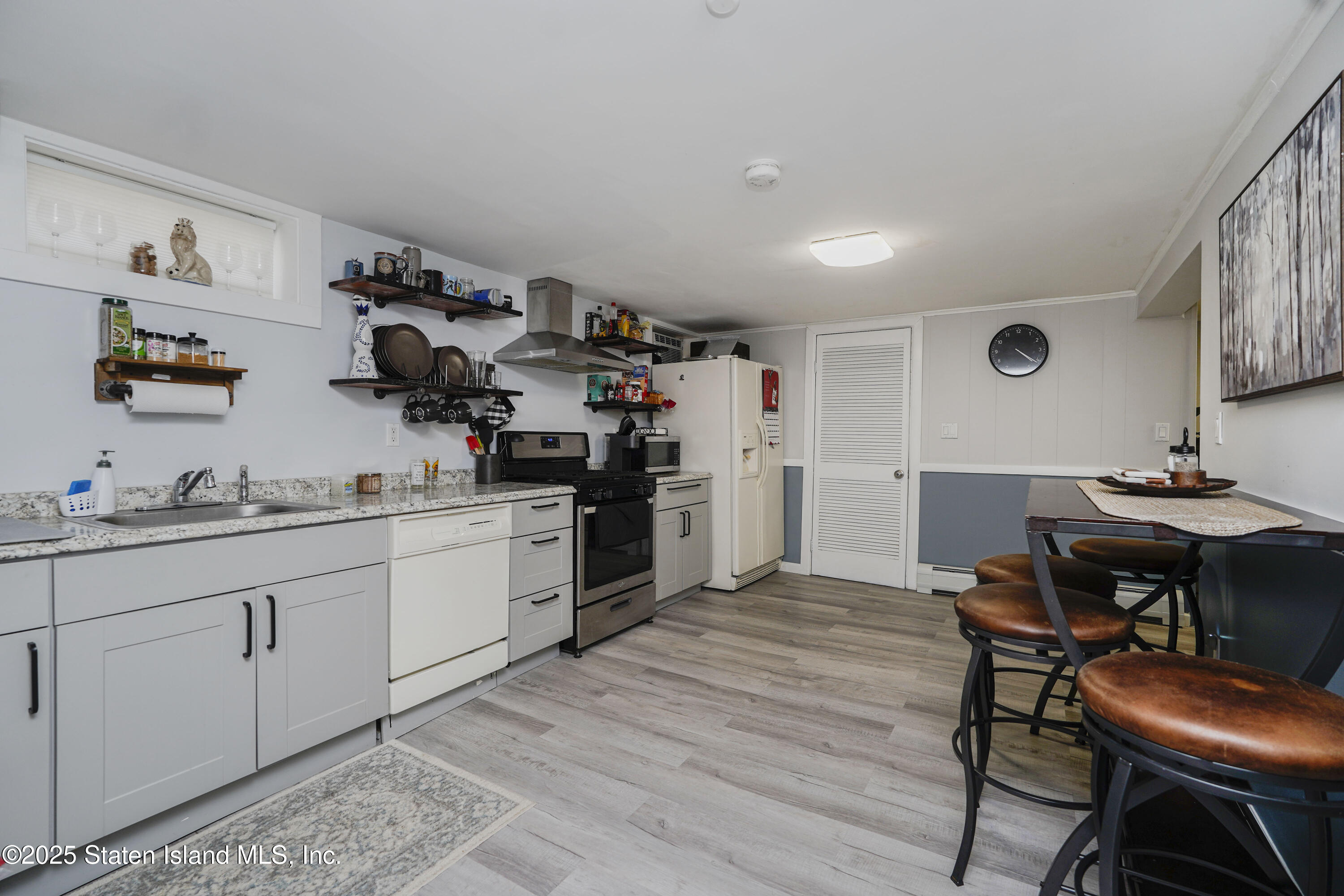 242 Collfield Avenue, Staten Island, NY, 10314 image 29