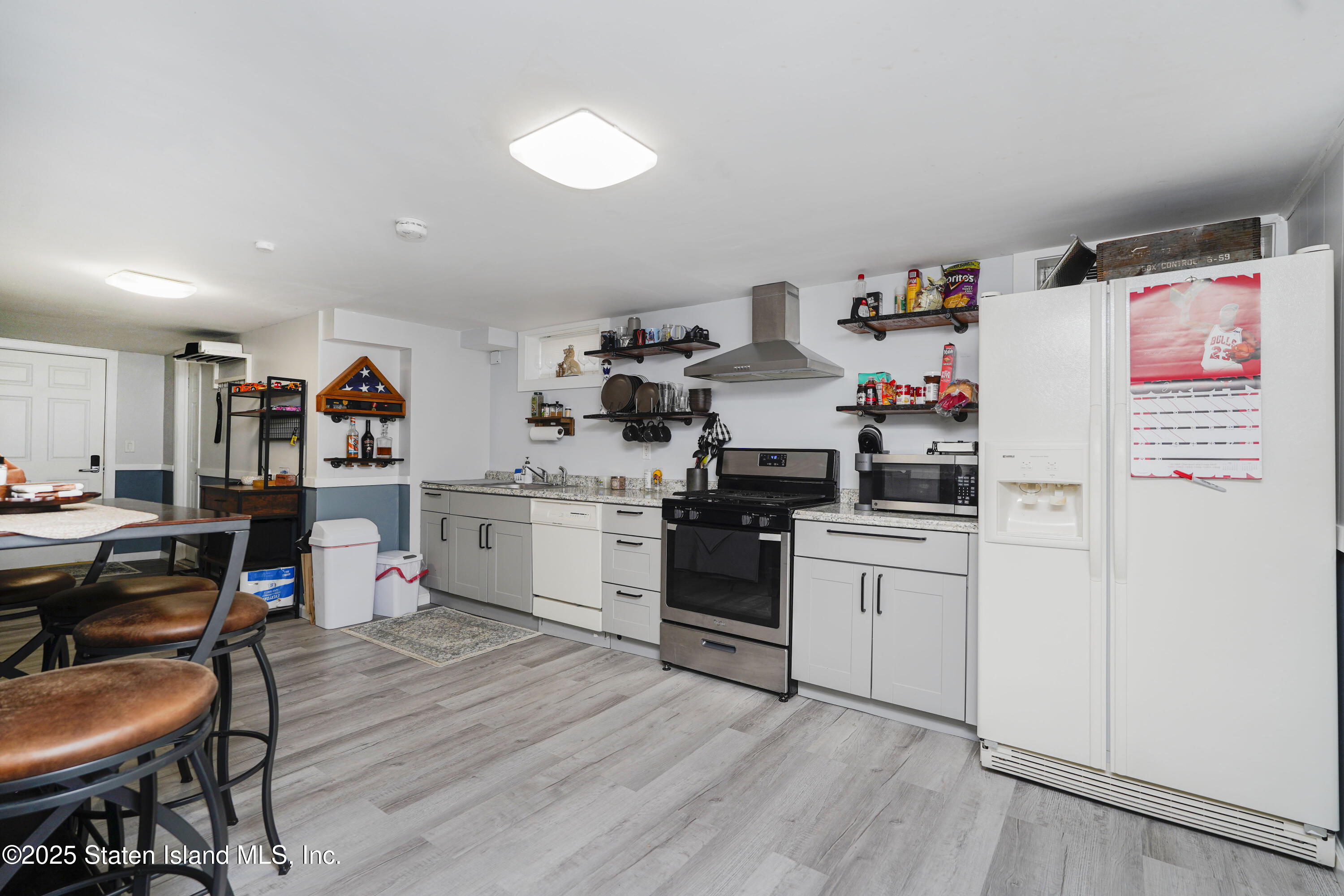 242 Collfield Avenue, Staten Island, NY, 10314 image 30