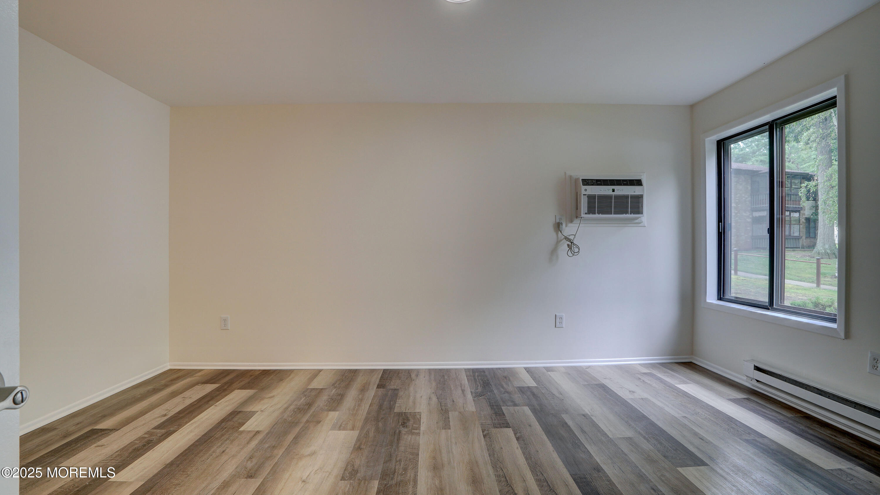119 Amberly Drive E, Manalapan, NJ, 07726 image 17