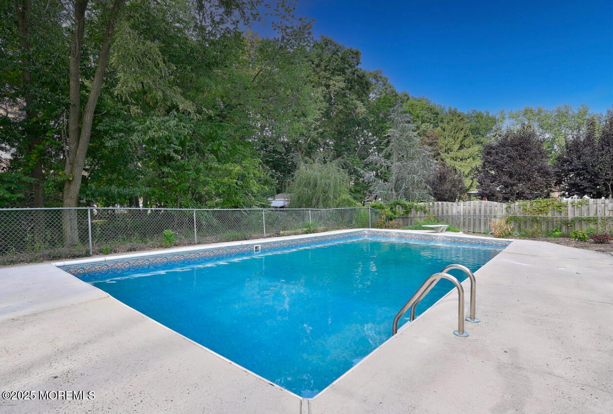 10 Galahad Drive, Manalapan, NJ, 07726 image 26