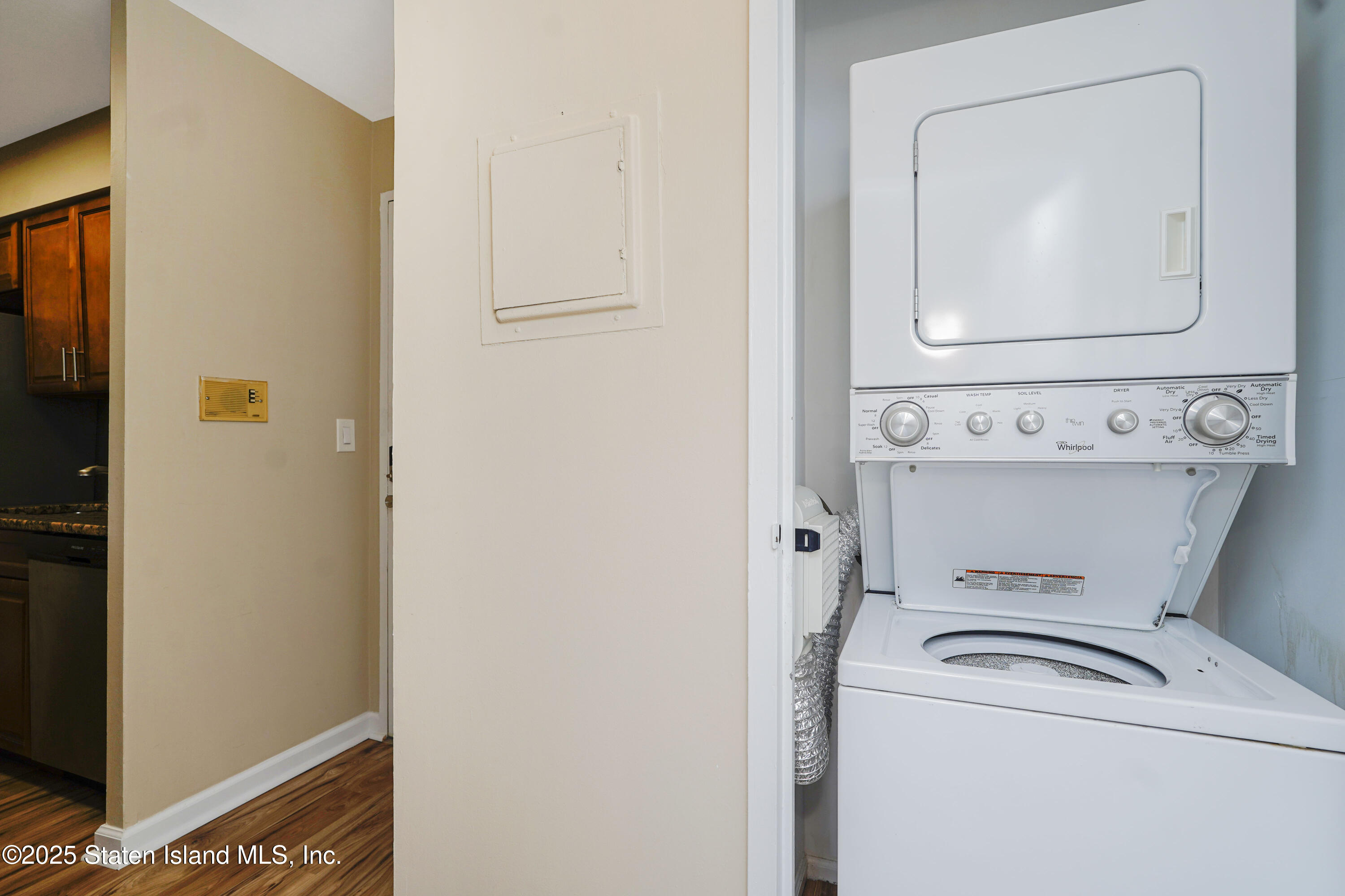 2 Elmwood Park Drive 615, Staten Island, NY, 10314 image 17