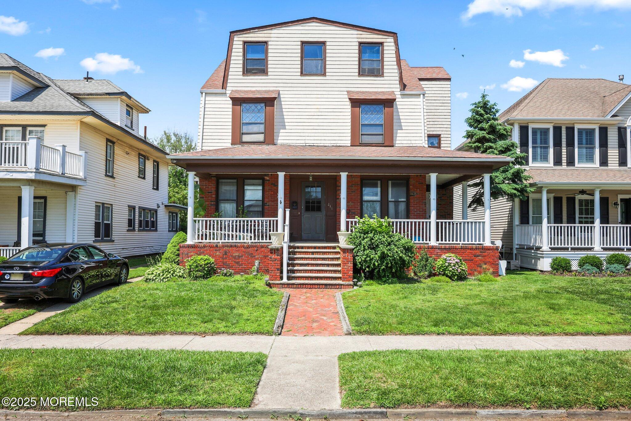 216 4th Avenue Image 2