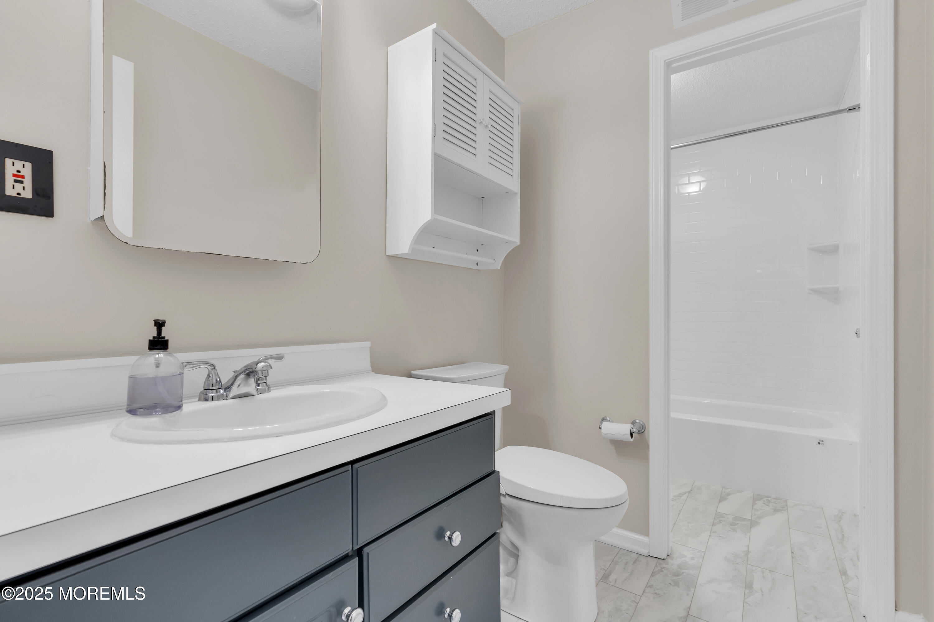 32 Frontier Way, Tinton Falls, NJ, 07753 image 17