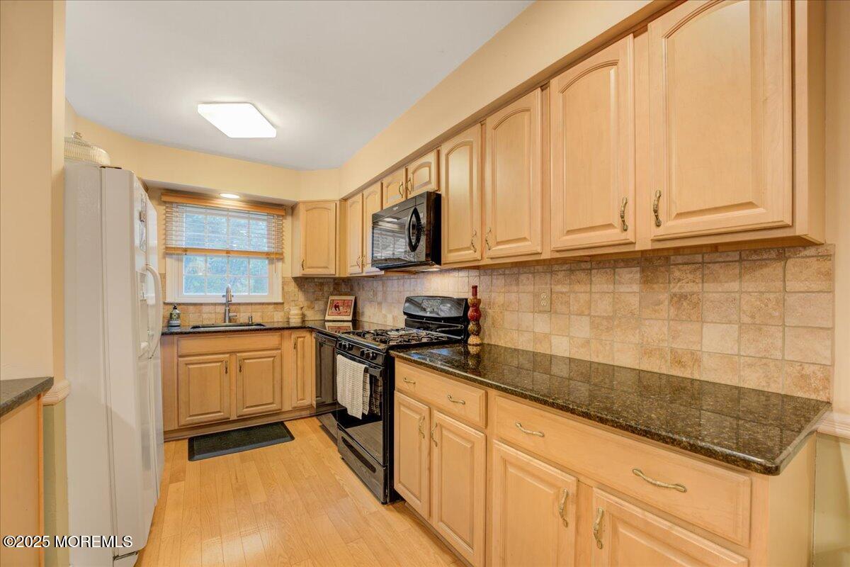 34 Weller Place, Holmdel, NJ, 07733 image 7