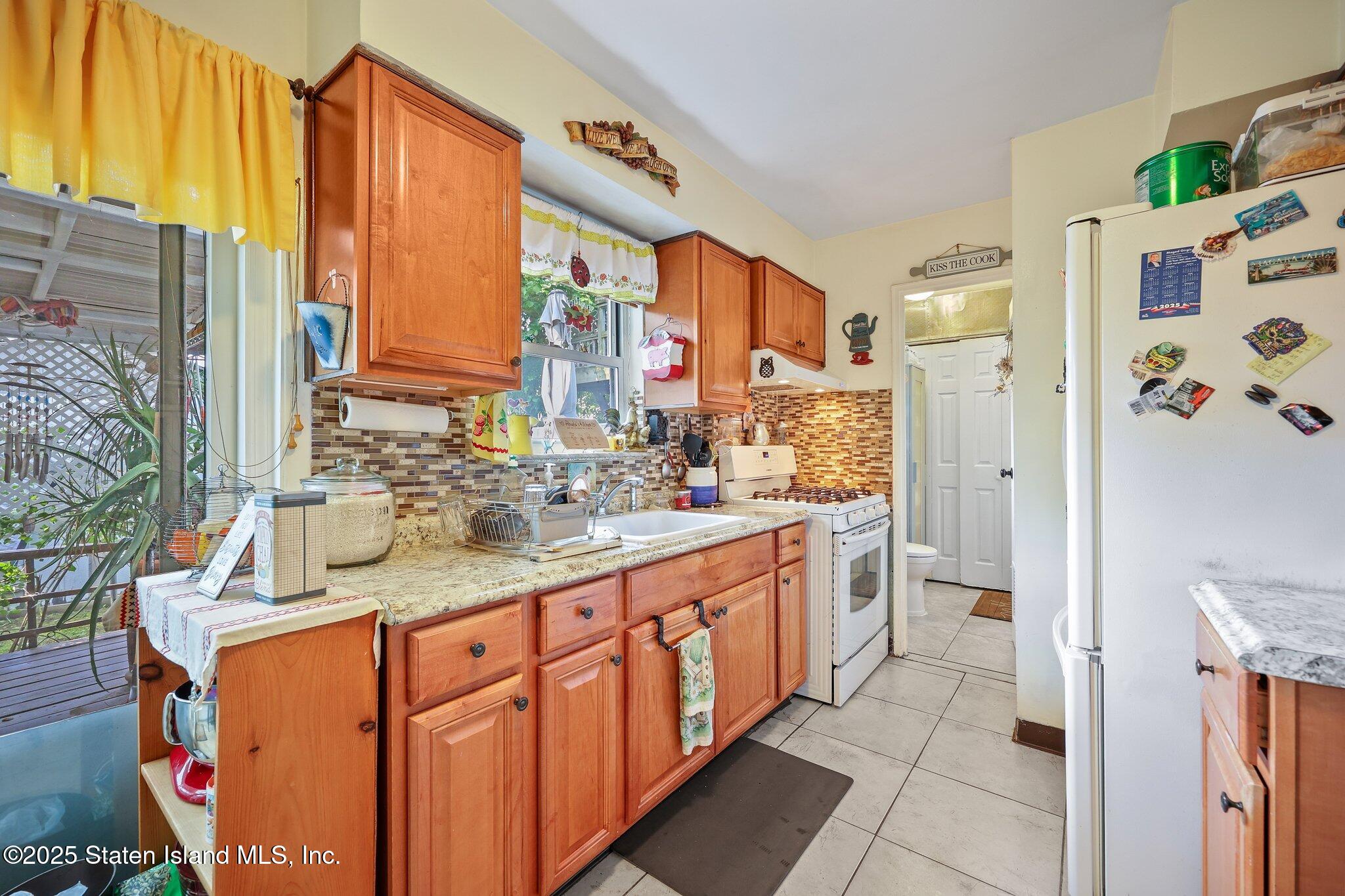 230 Continental Place, Staten Island, NY, 10303 image 7