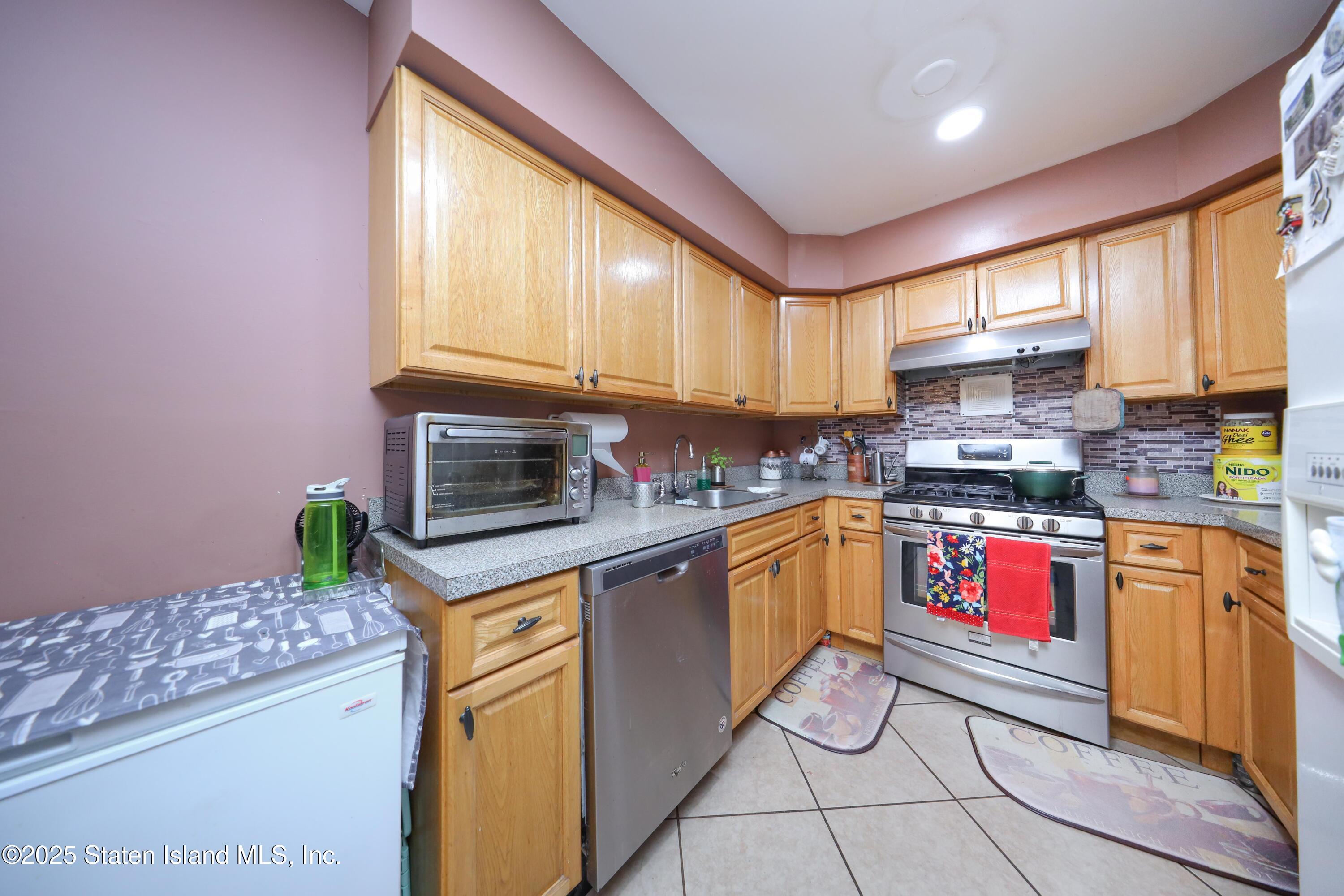 300 Andros Avenue A, Staten Island, NY, 10303 image 6