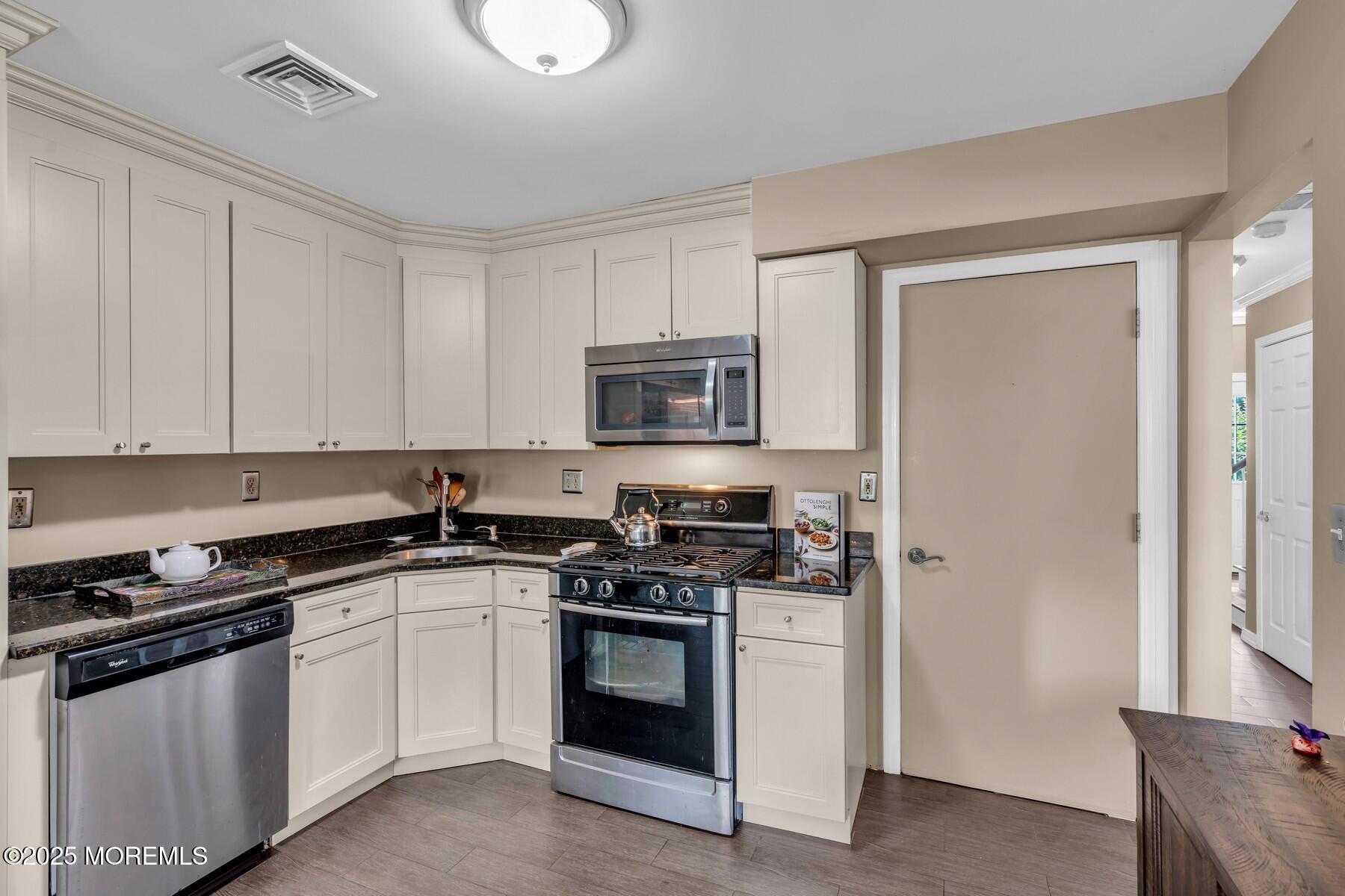 134 Marina Bay Court, Highlands, NJ, 07732 image 12