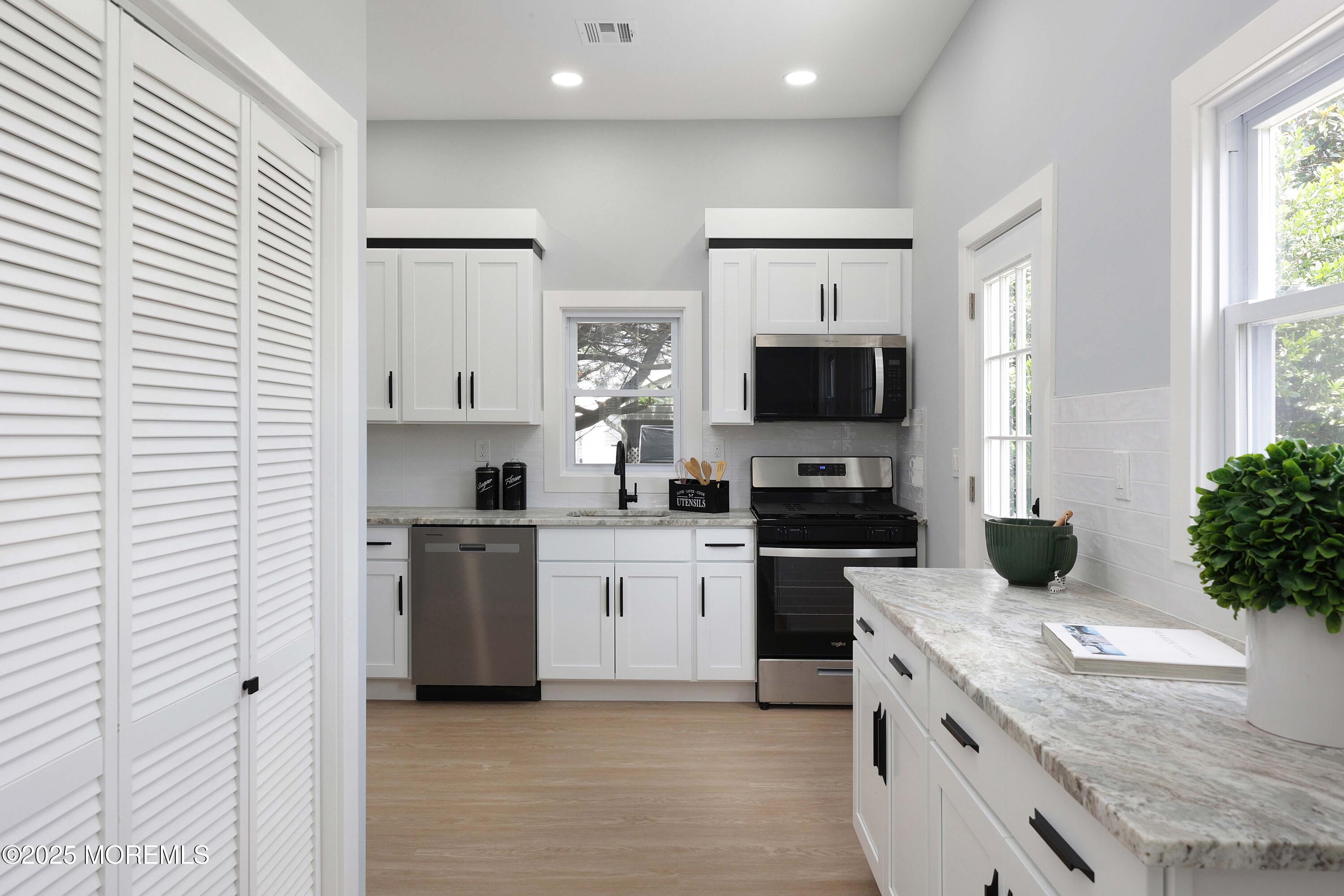 623 Central Avenue, Union Beach, NJ, 07735 image 10