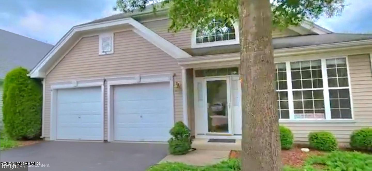 10 Honeyflower Drive Image 1
