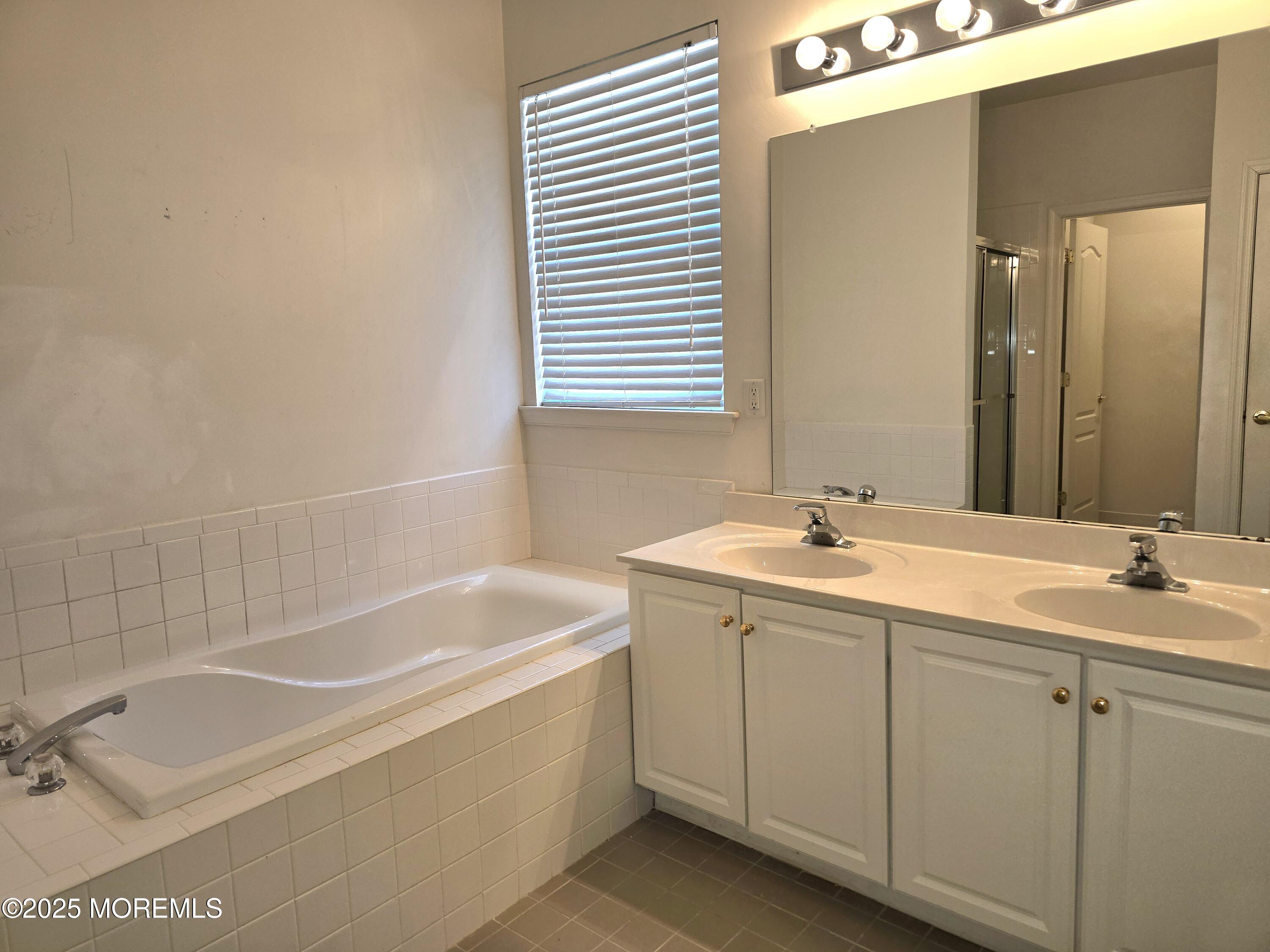 10 Honeyflower Drive, Trenton, NJ, 08620 image 39