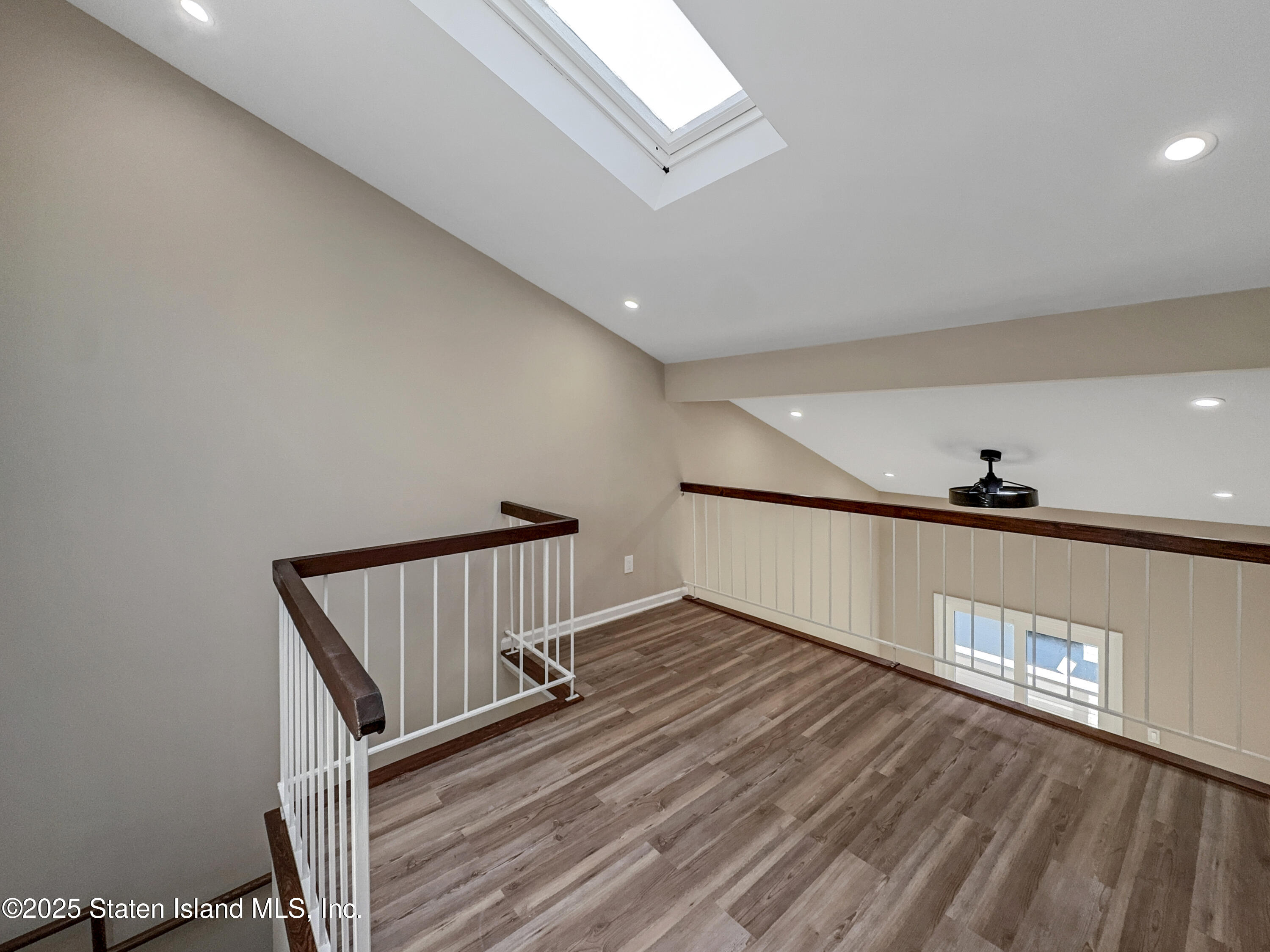 81 Selvin Loop, Staten Island, NY, 10303 image 19