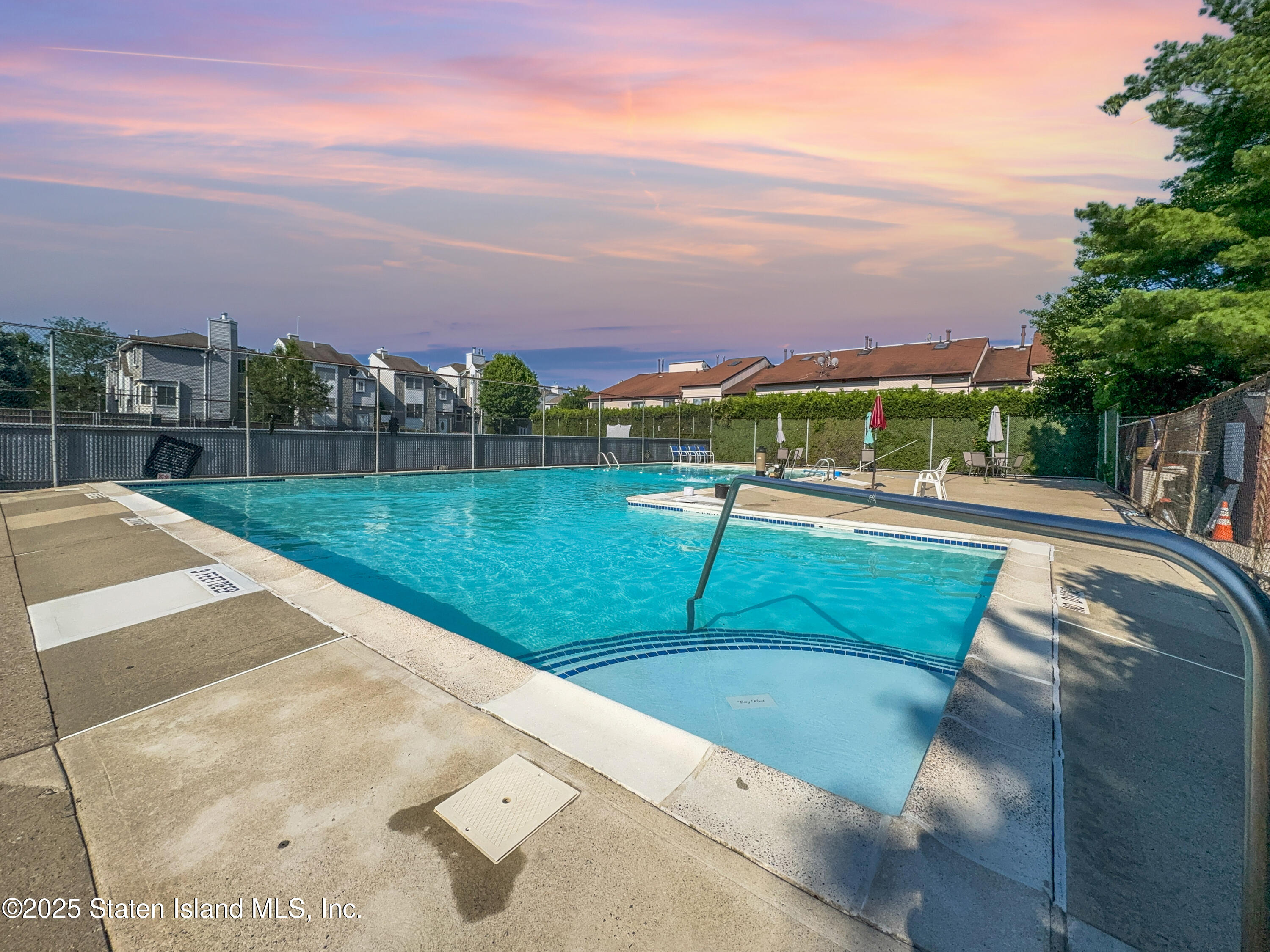 81 Selvin Loop, Staten Island, NY, 10303 image 23