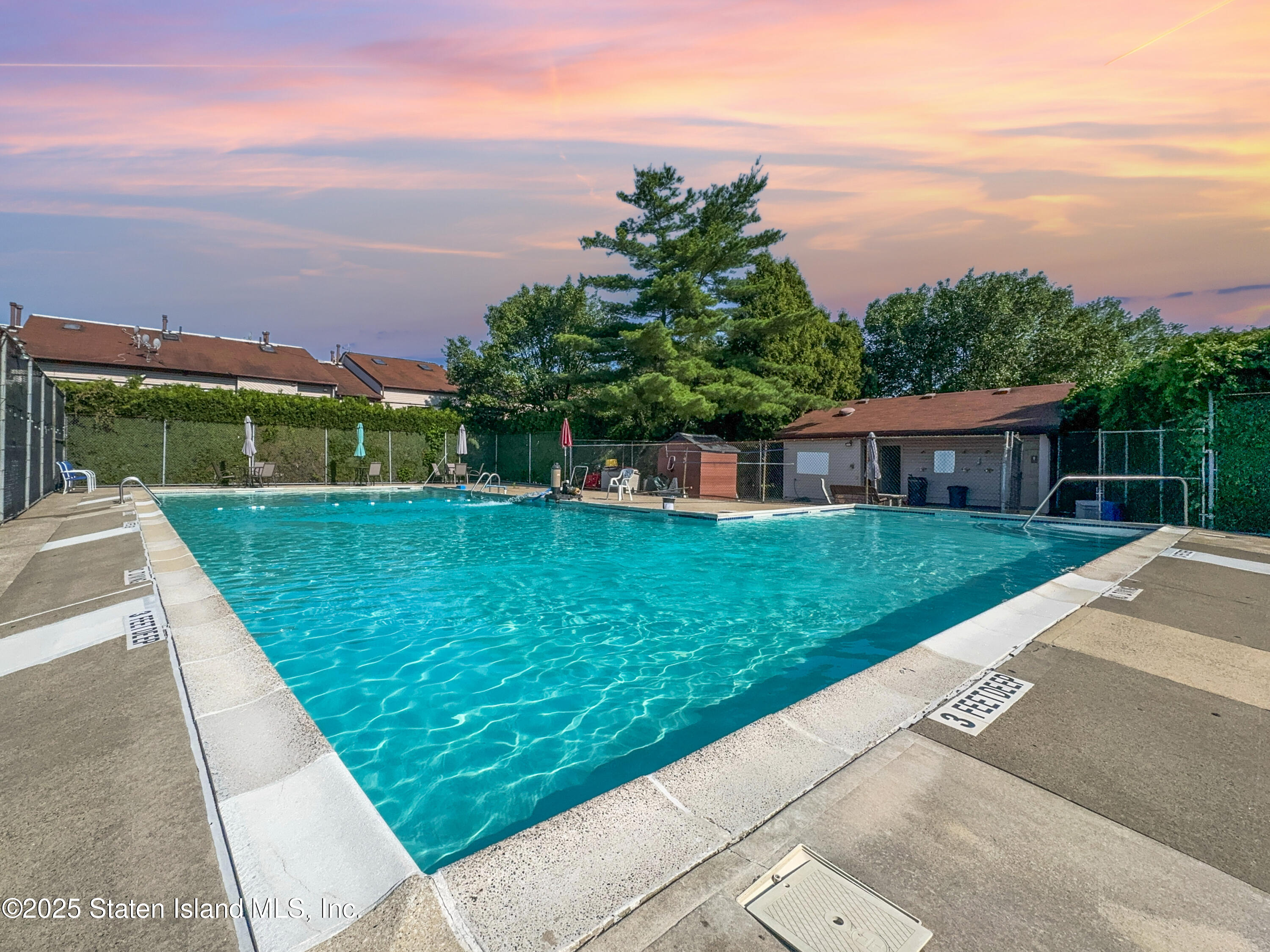 81 Selvin Loop, Staten Island, NY, 10303 image 24