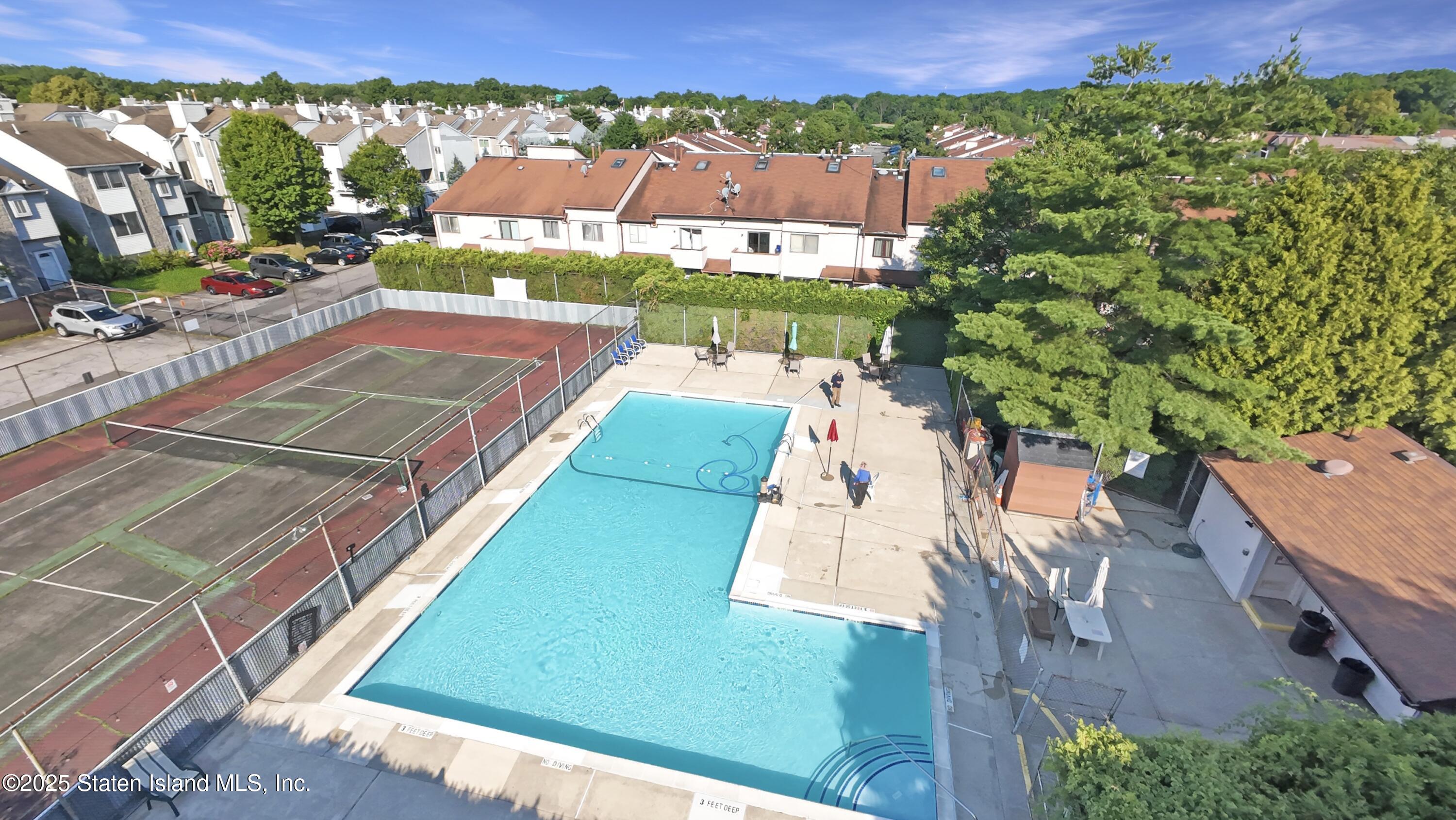81 Selvin Loop, Staten Island, NY, 10303 image 25