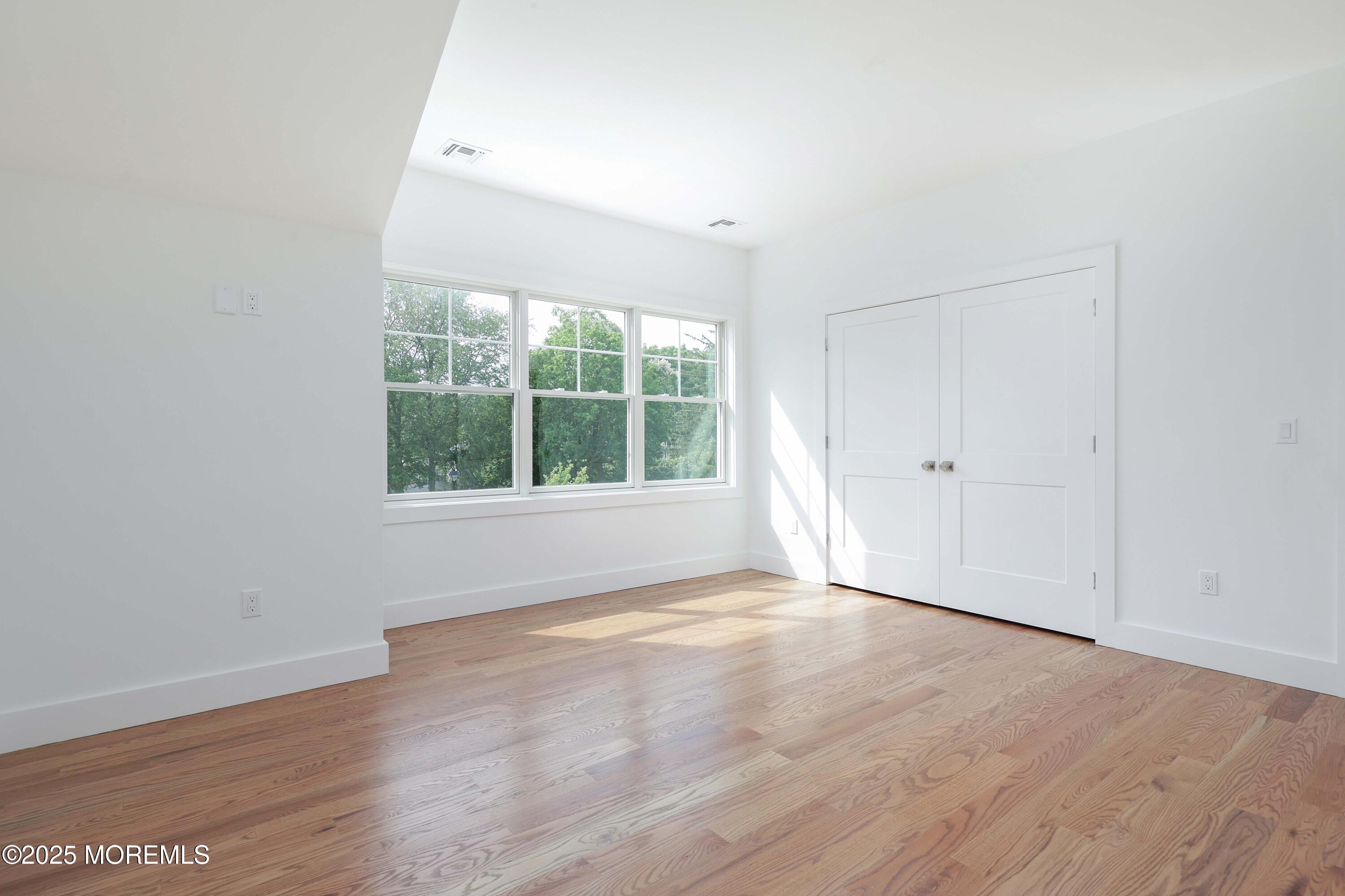 1 Clifford Graves Court, Red Bank, NJ, 07701 image 28