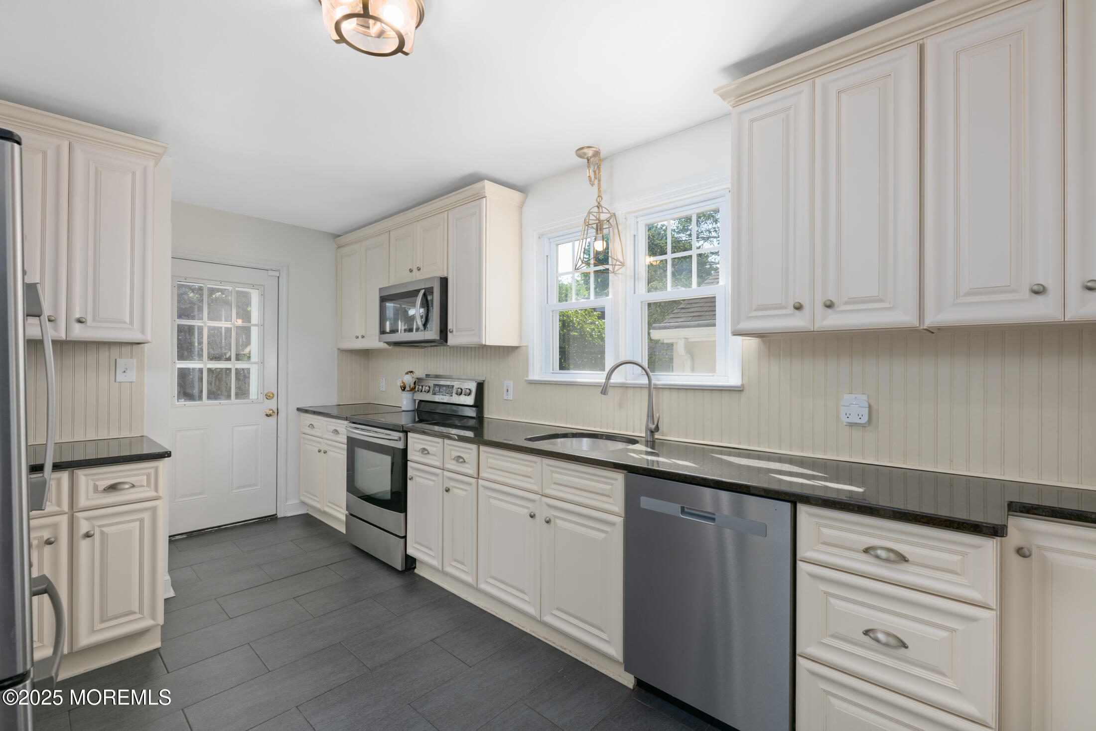 79 Lake Shore Drive, Red Bank, NJ, 07701 image 8