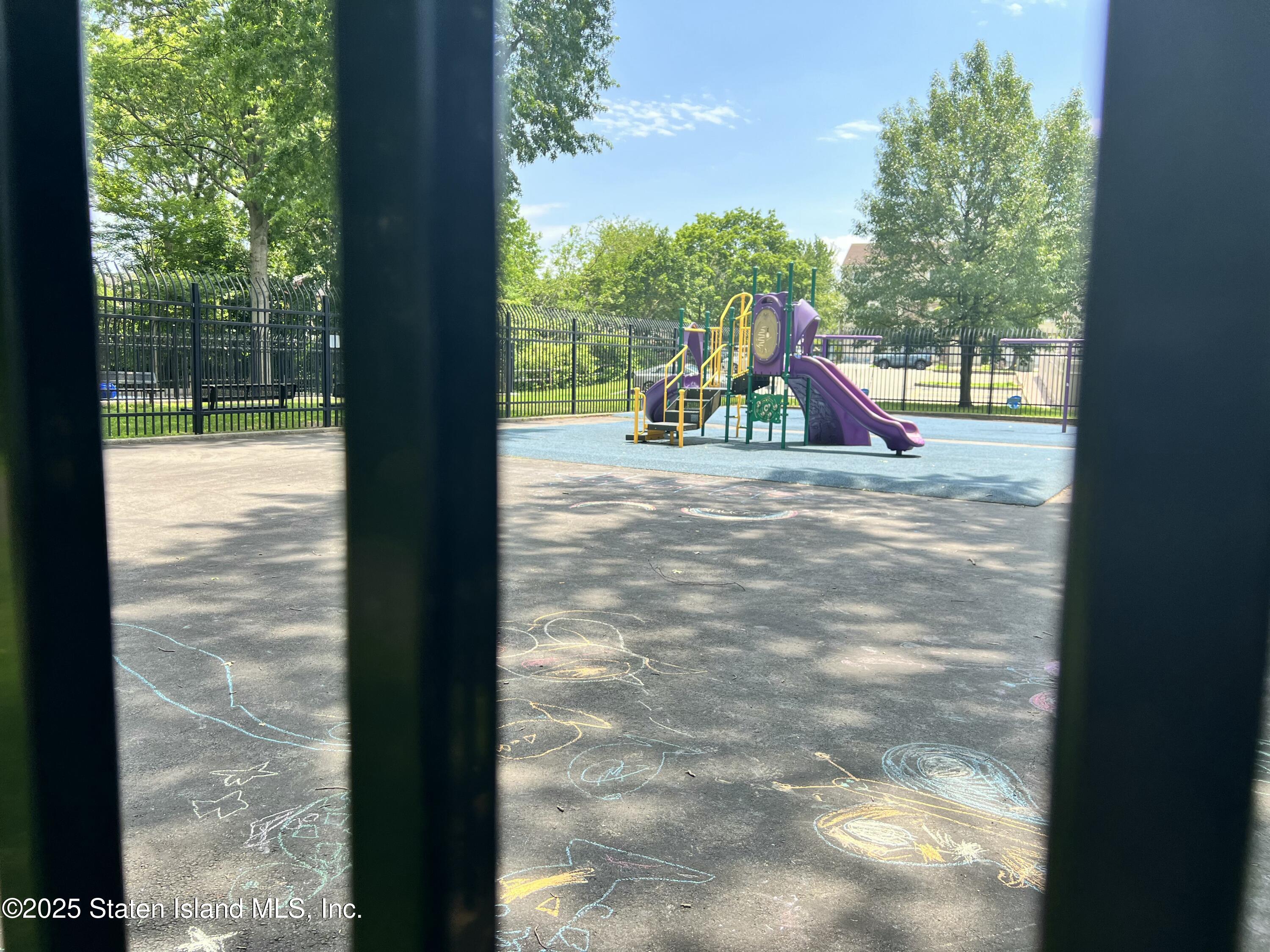 19 Meadow Court, Staten Island, NY, 10309 image 10