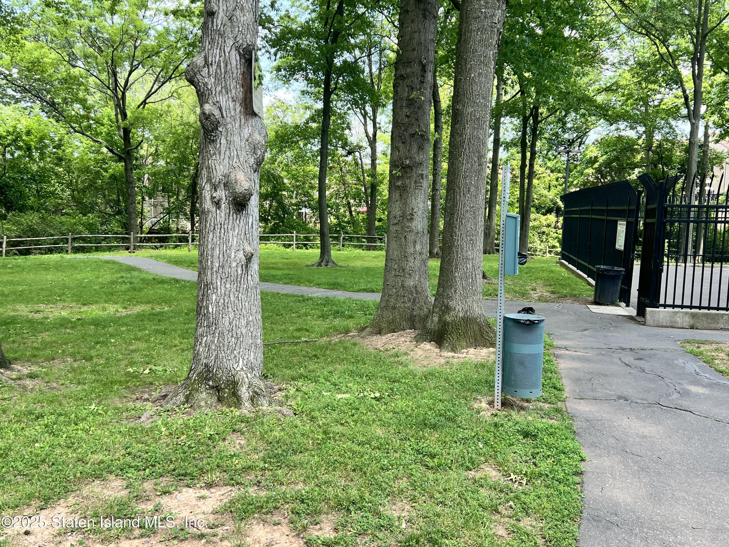 19 Meadow Court, Staten Island, NY, 10309 image 11