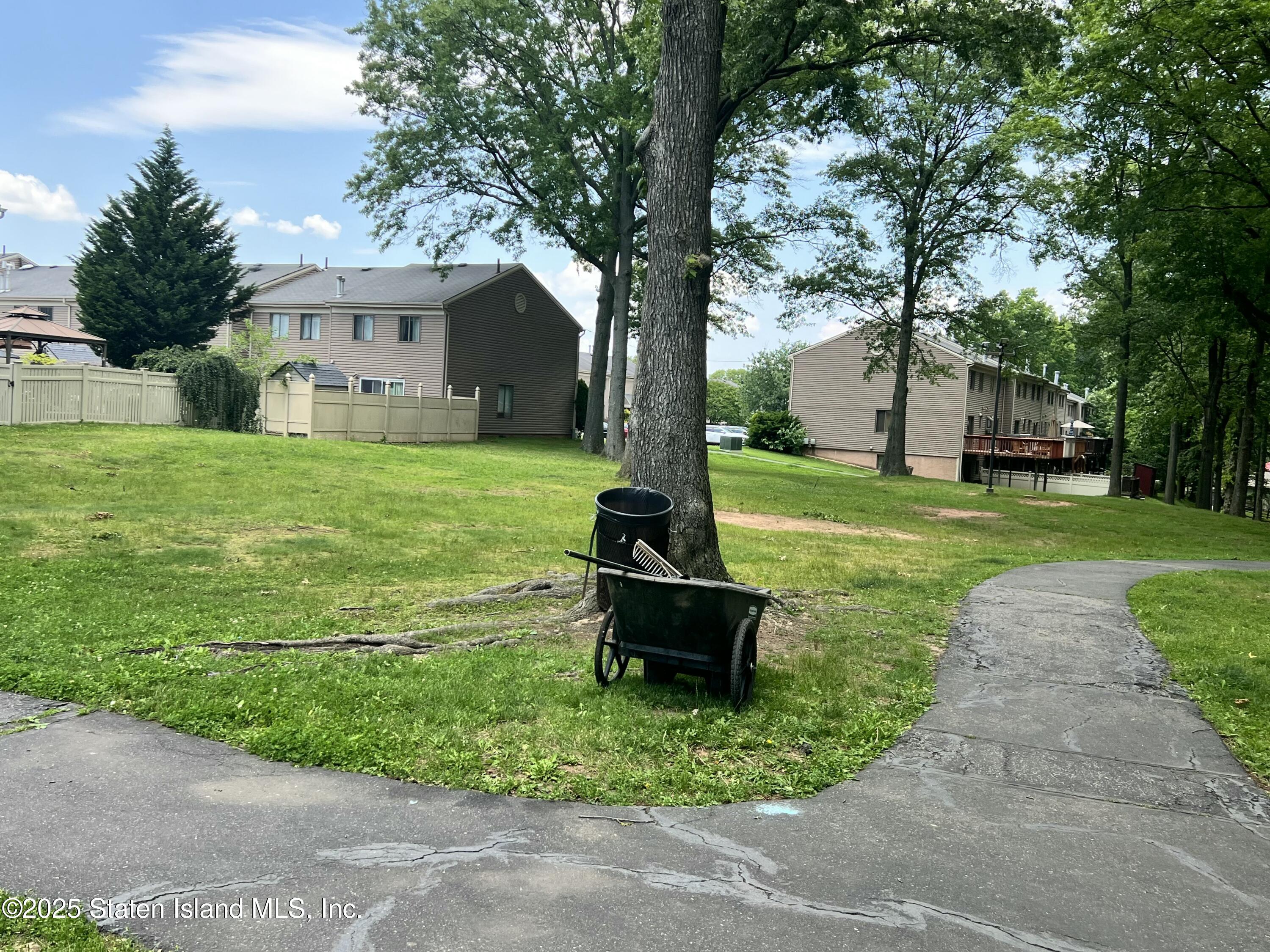 19 Meadow Court, Staten Island, NY, 10309 image 12