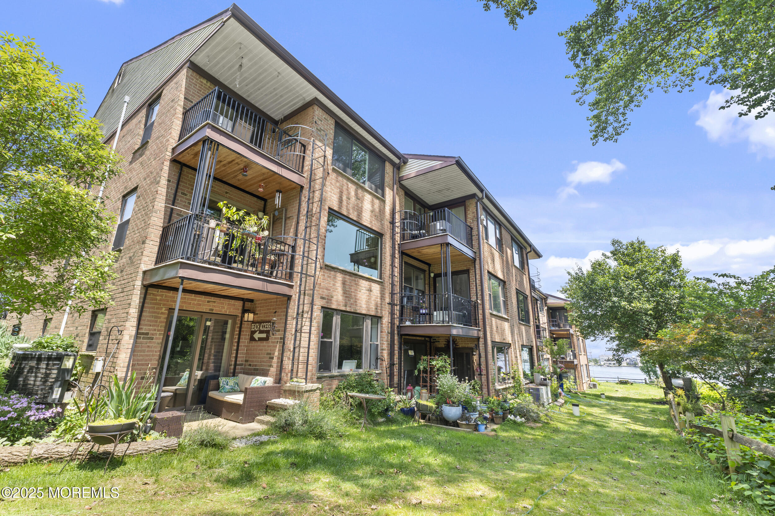 200 Portland Road B22, Highlands, NJ, 07732 image 20
