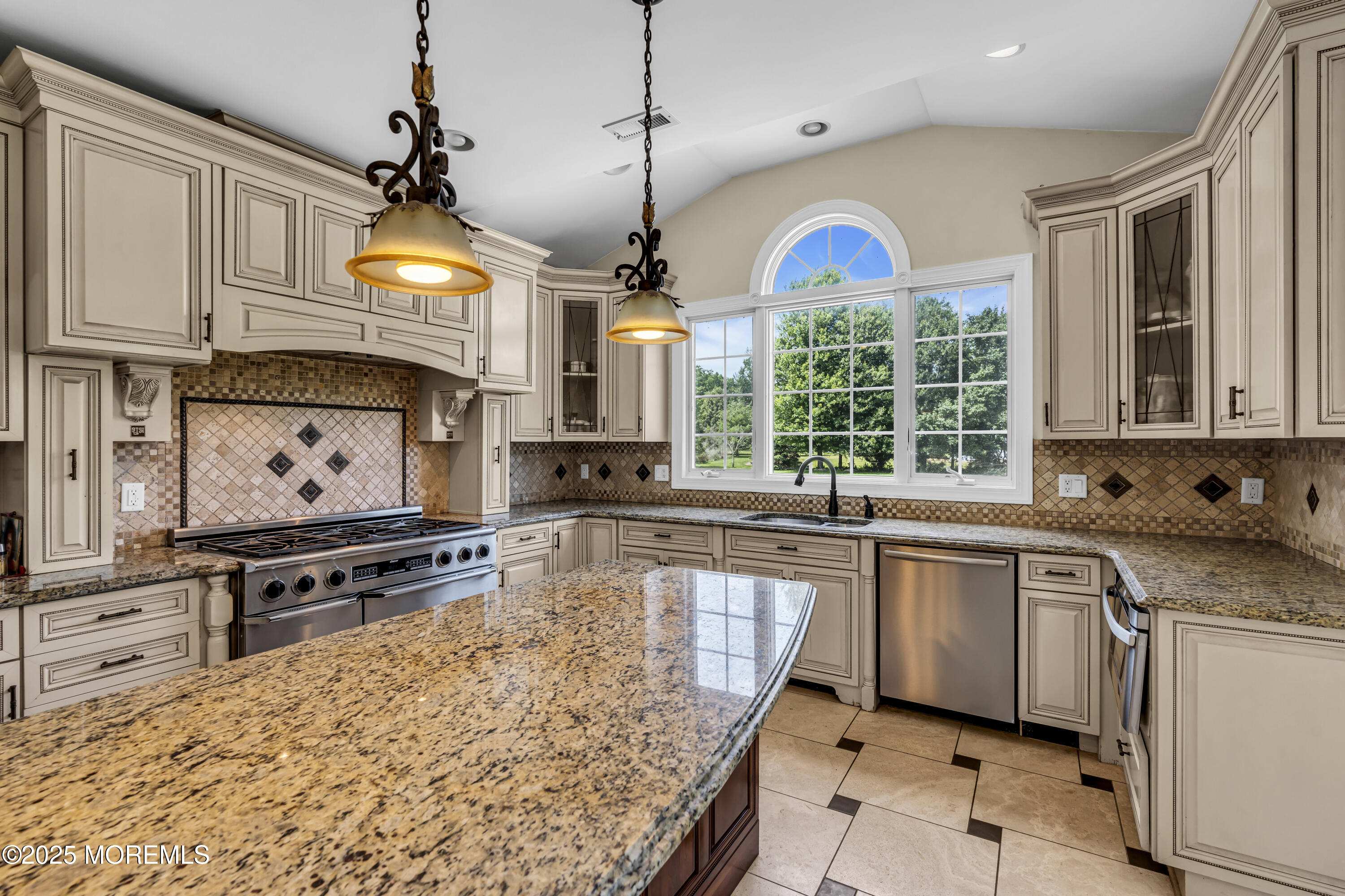 1 Ethan Drive, Farmingdale, NJ, 07727 image 18