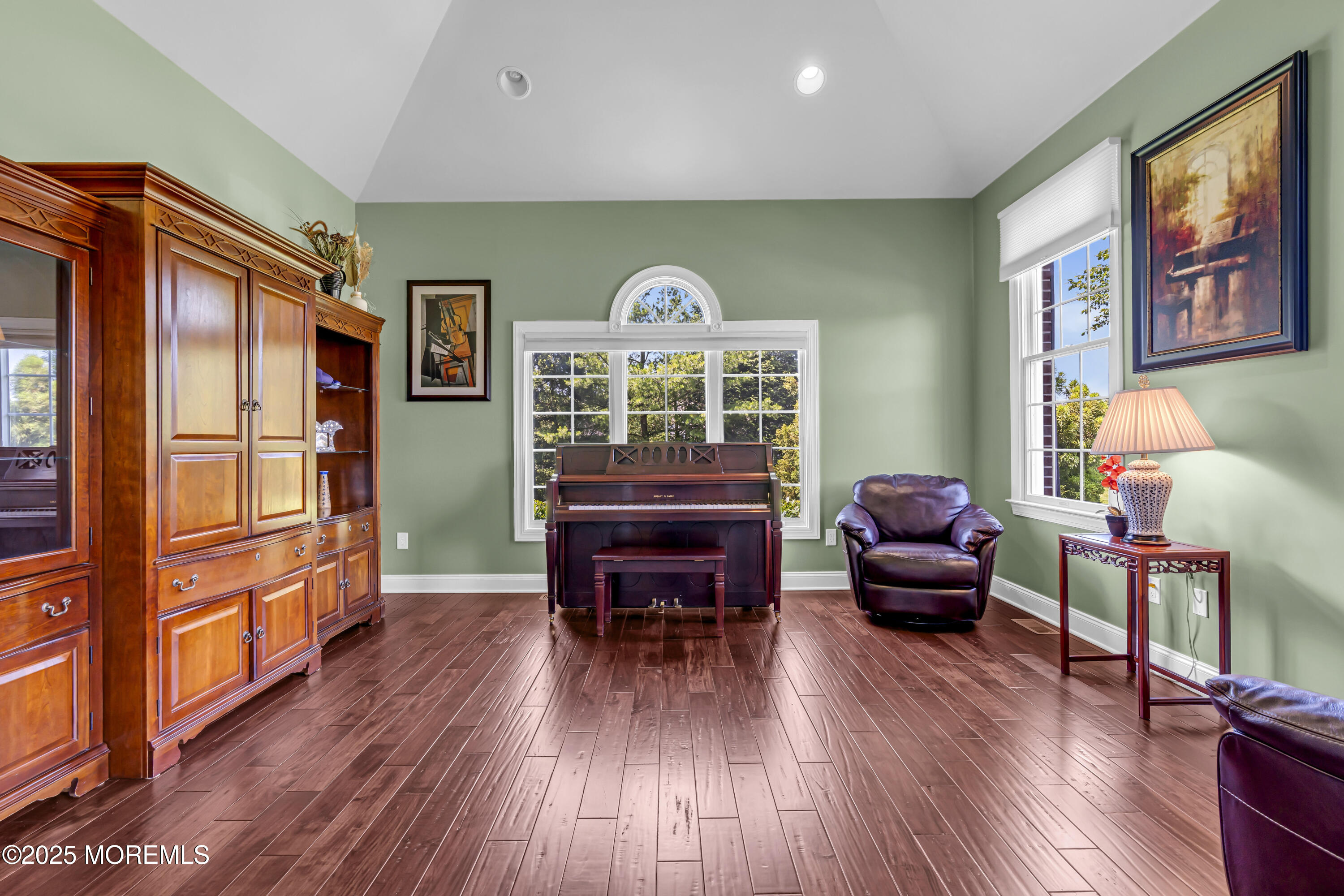 4 Geraldine Court, Farmingdale, NJ, 07727 image 9