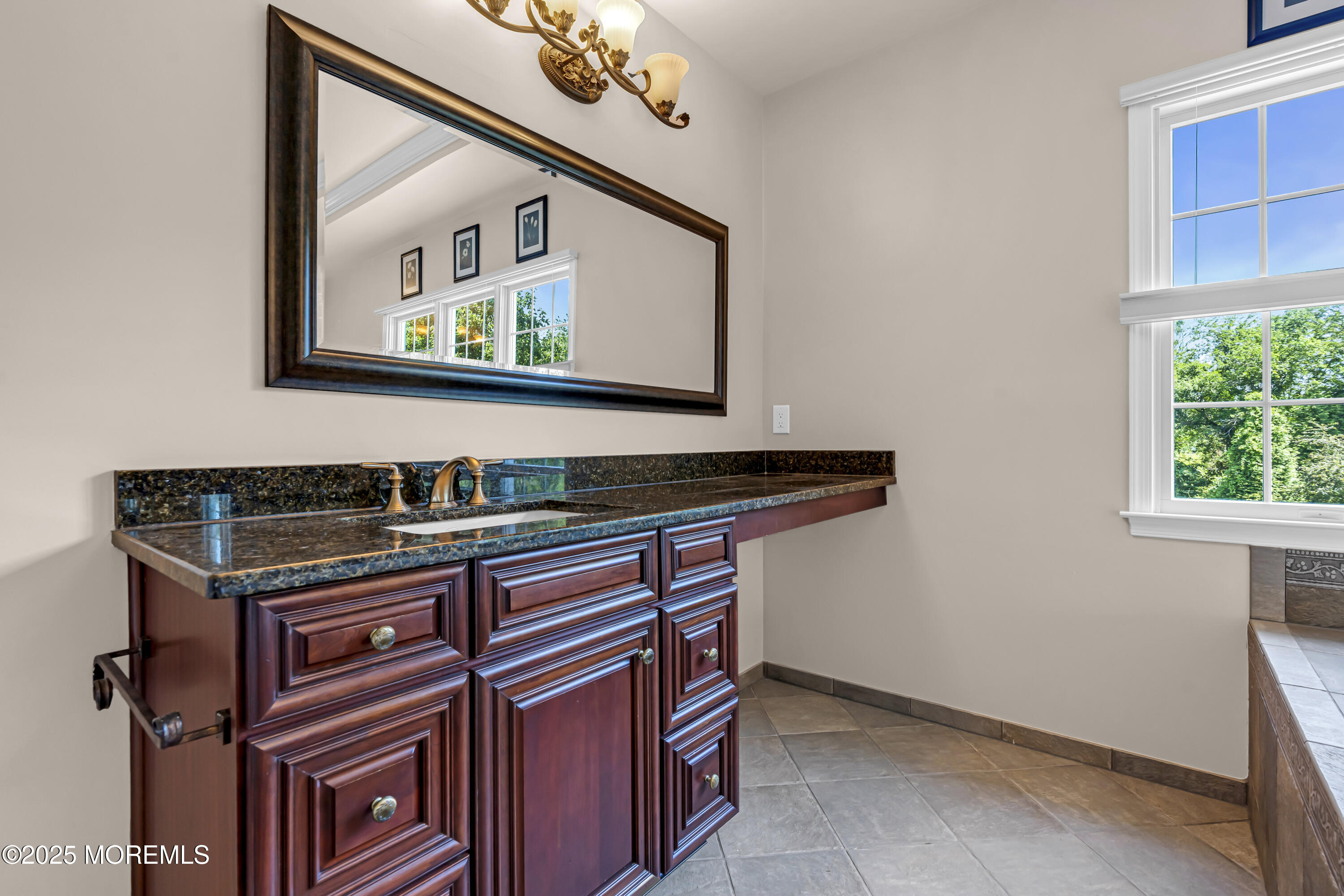 4 Geraldine Court, Farmingdale, NJ, 07727 image 36