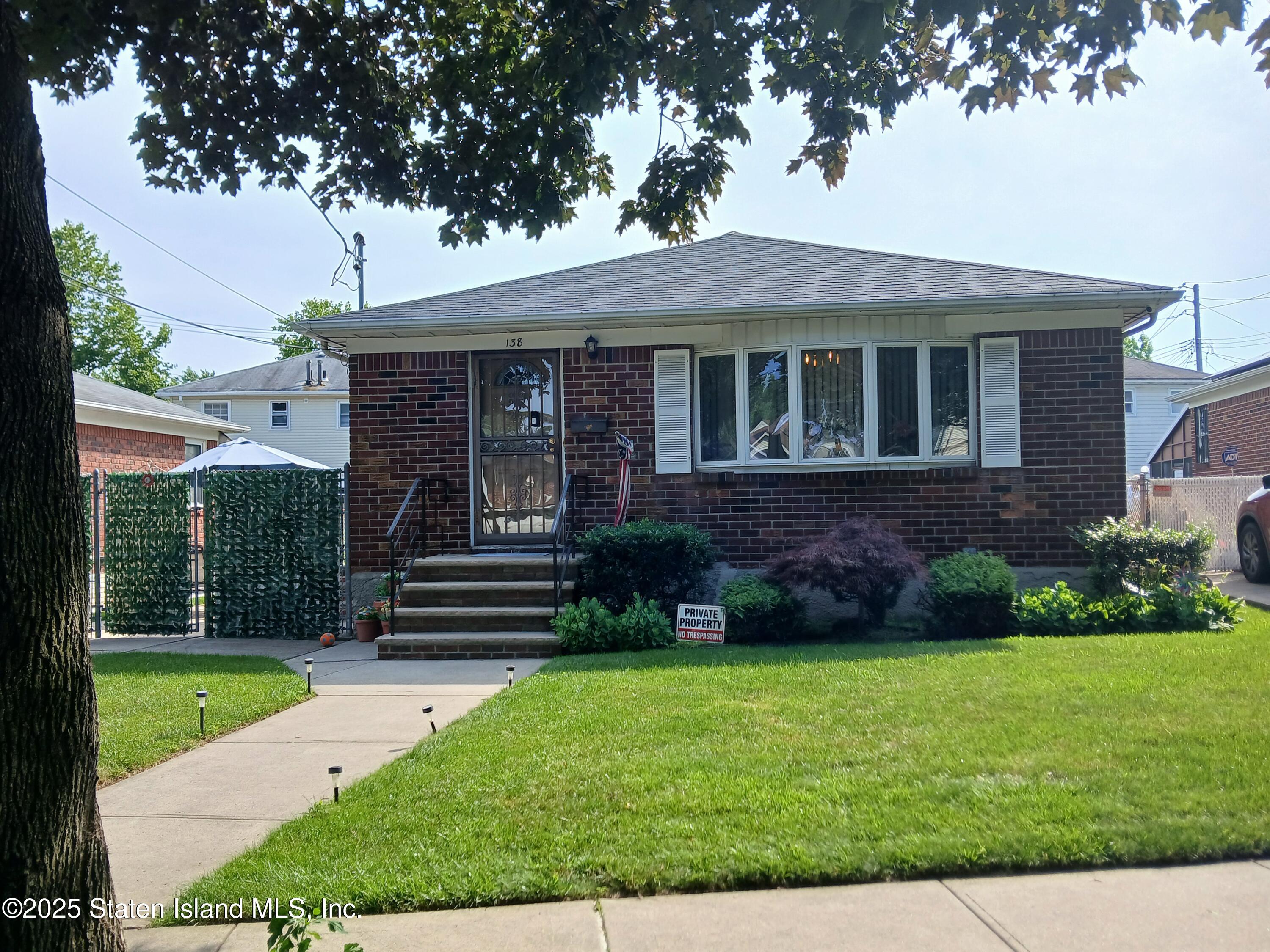 138 Buel Avenue Image 1