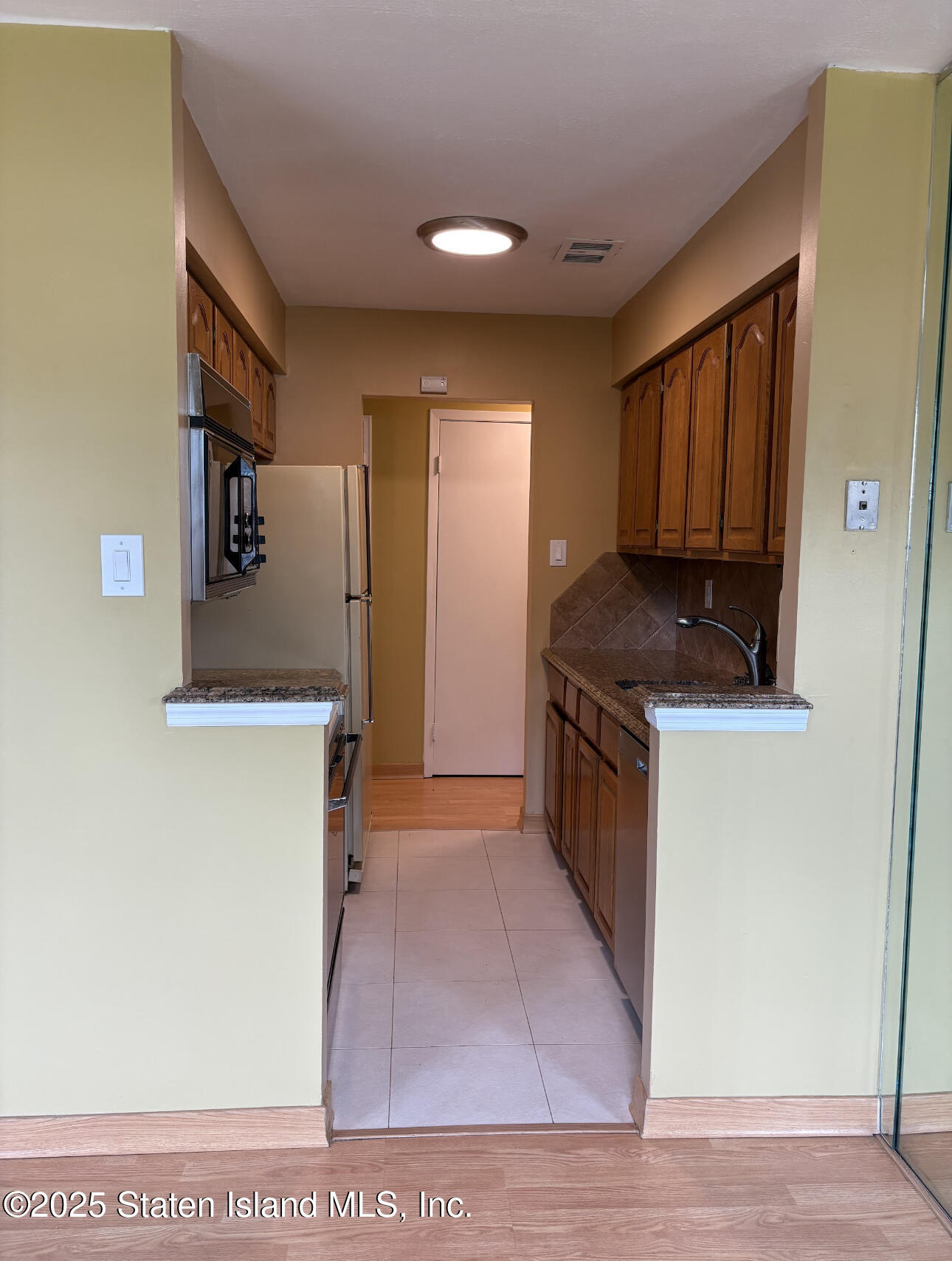 30 Fenway Circle 2-1, Staten Island, NY, 10308 image 8