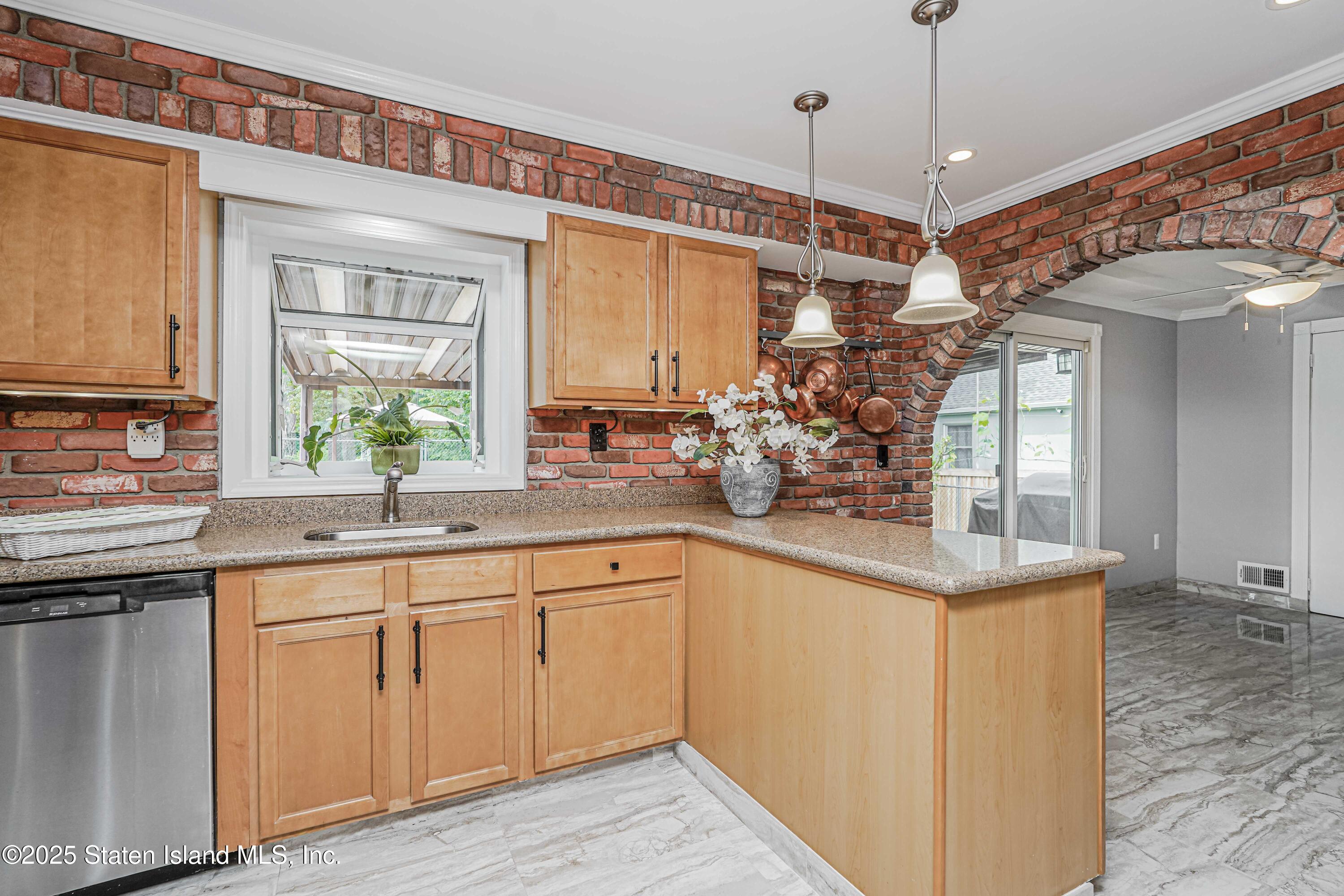 3569 Richmond Road, Staten Island, NY, 10306 image 15