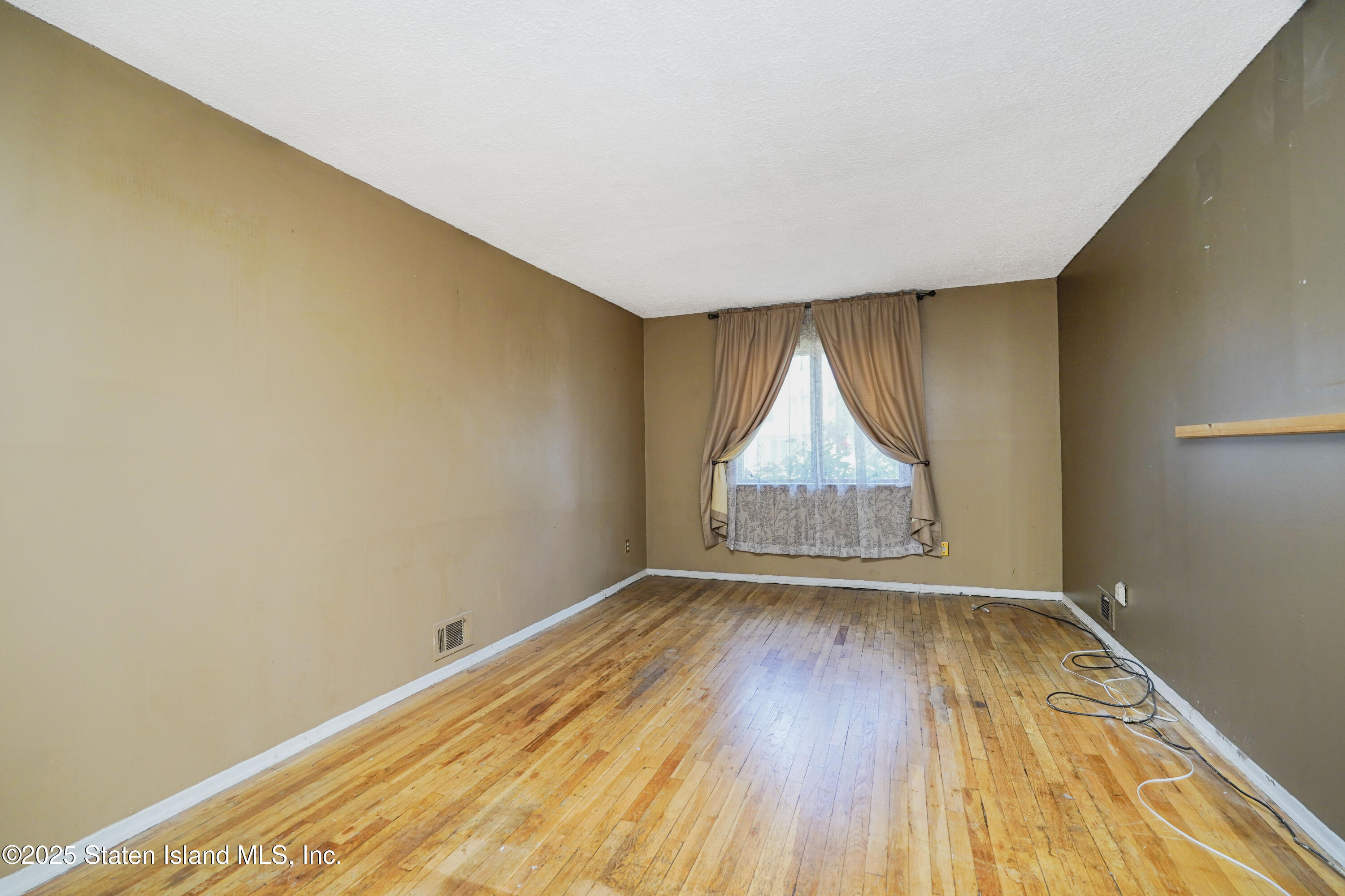 116 Slater Boulevard, Staten Island, NY, 10305 image 14