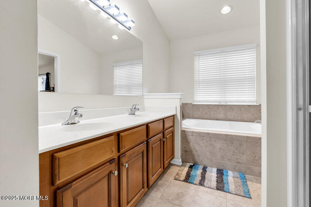 35 Kings North Road, Jackson, NJ, 08527 image 24