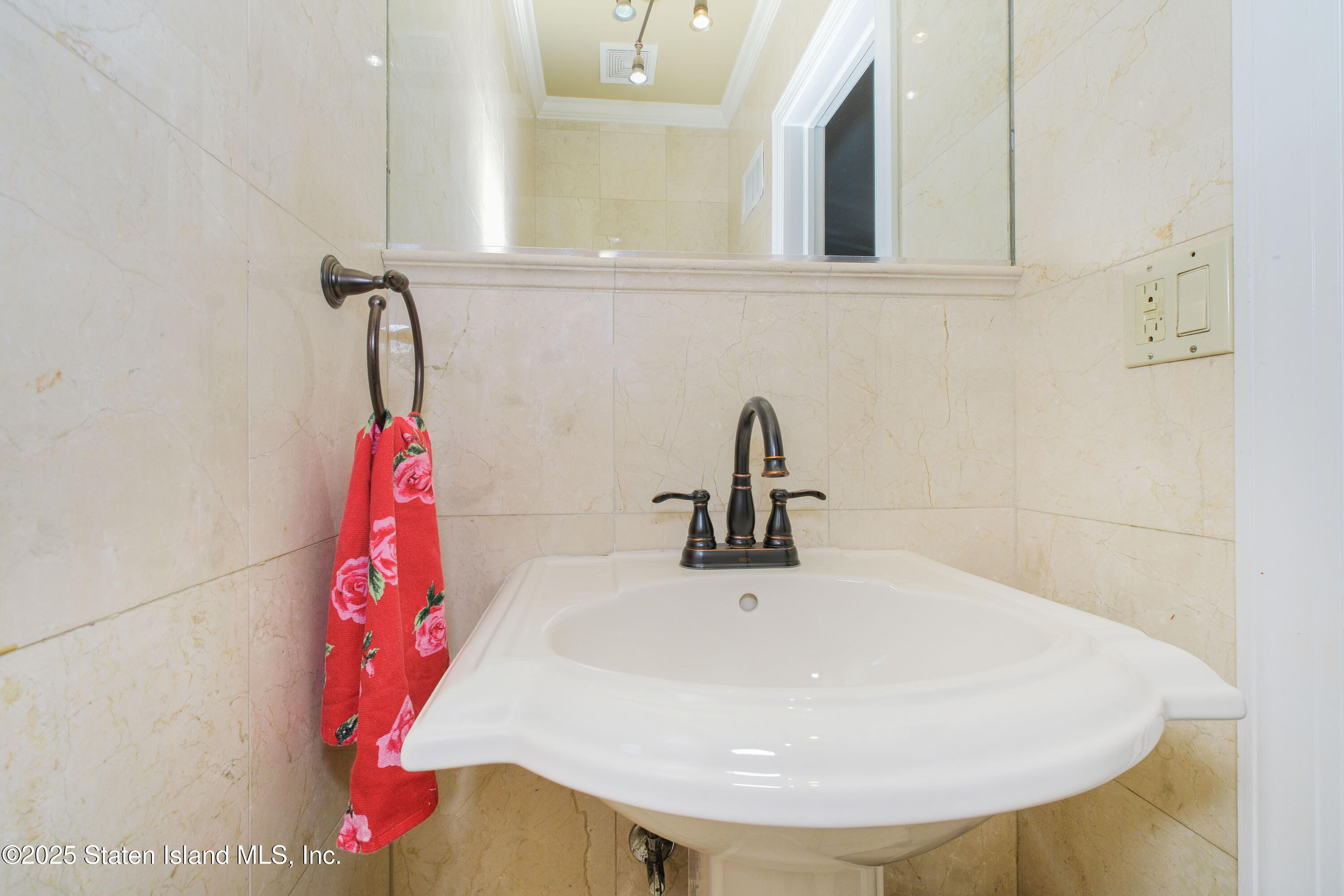 46 Calvanico Lane, Staten Island, NY, 10314 image 10