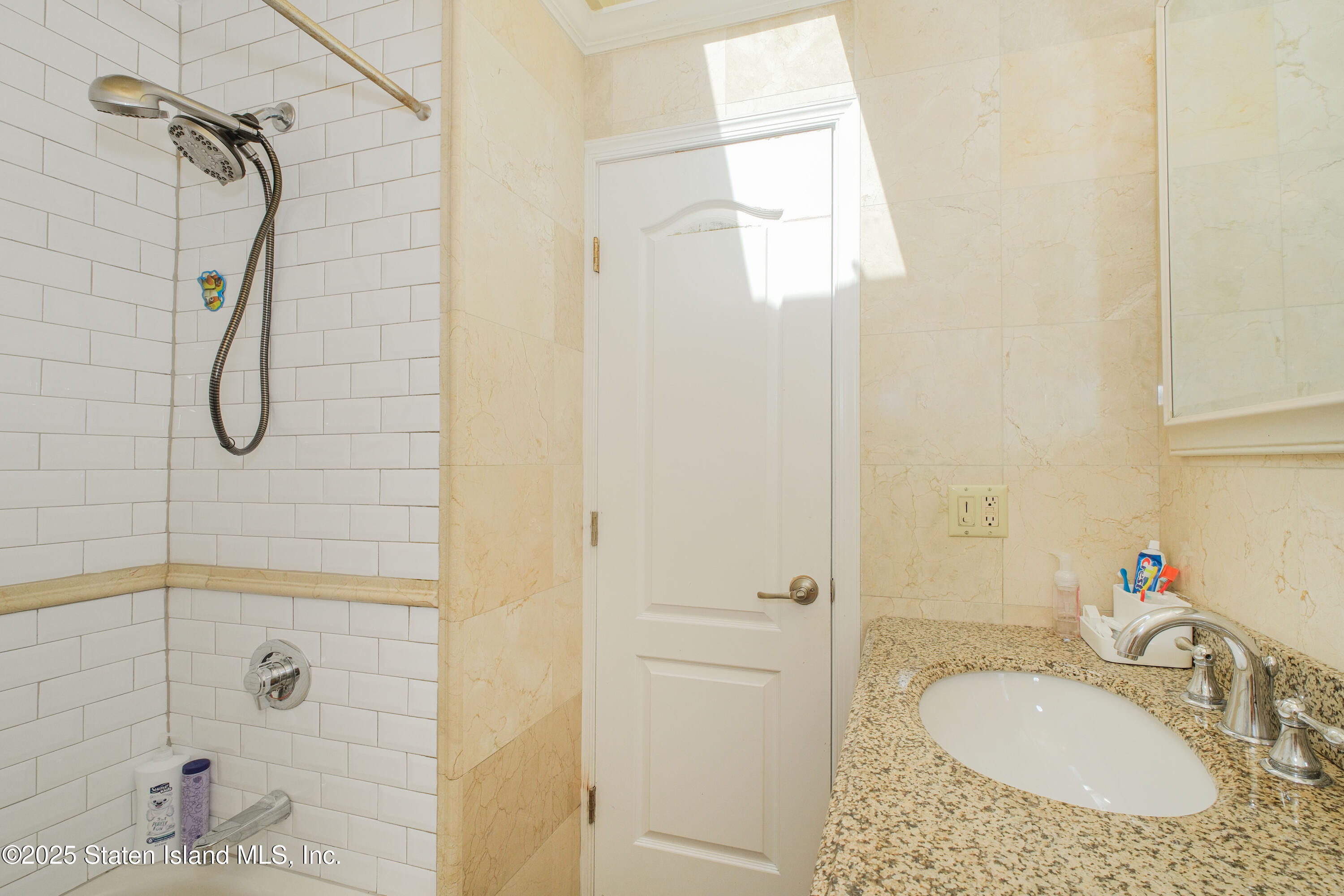 46 Calvanico Lane, Staten Island, NY, 10314 image 18