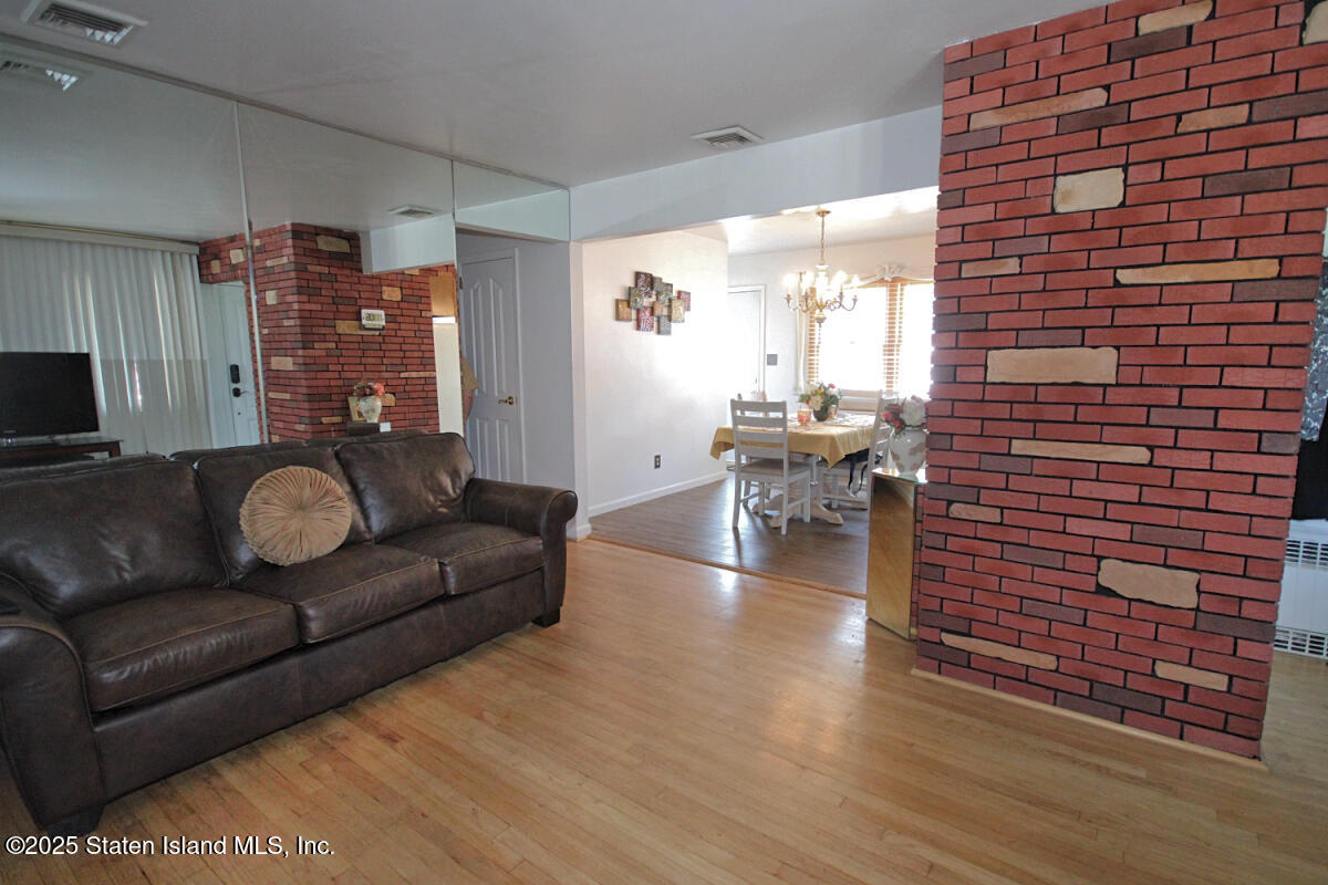 11 Piave Avenue, Staten Island, NY, 10305 image 7