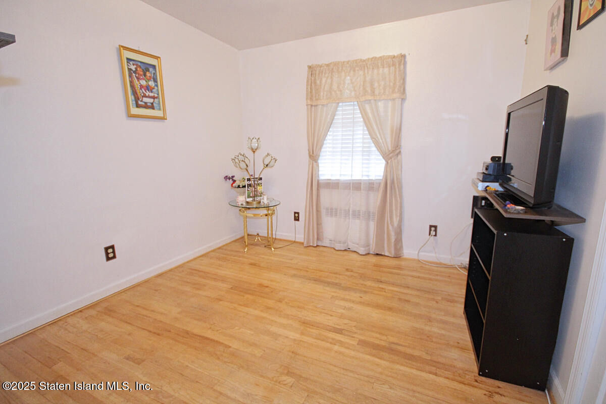 11 Piave Avenue, Staten Island, NY, 10305 image 13