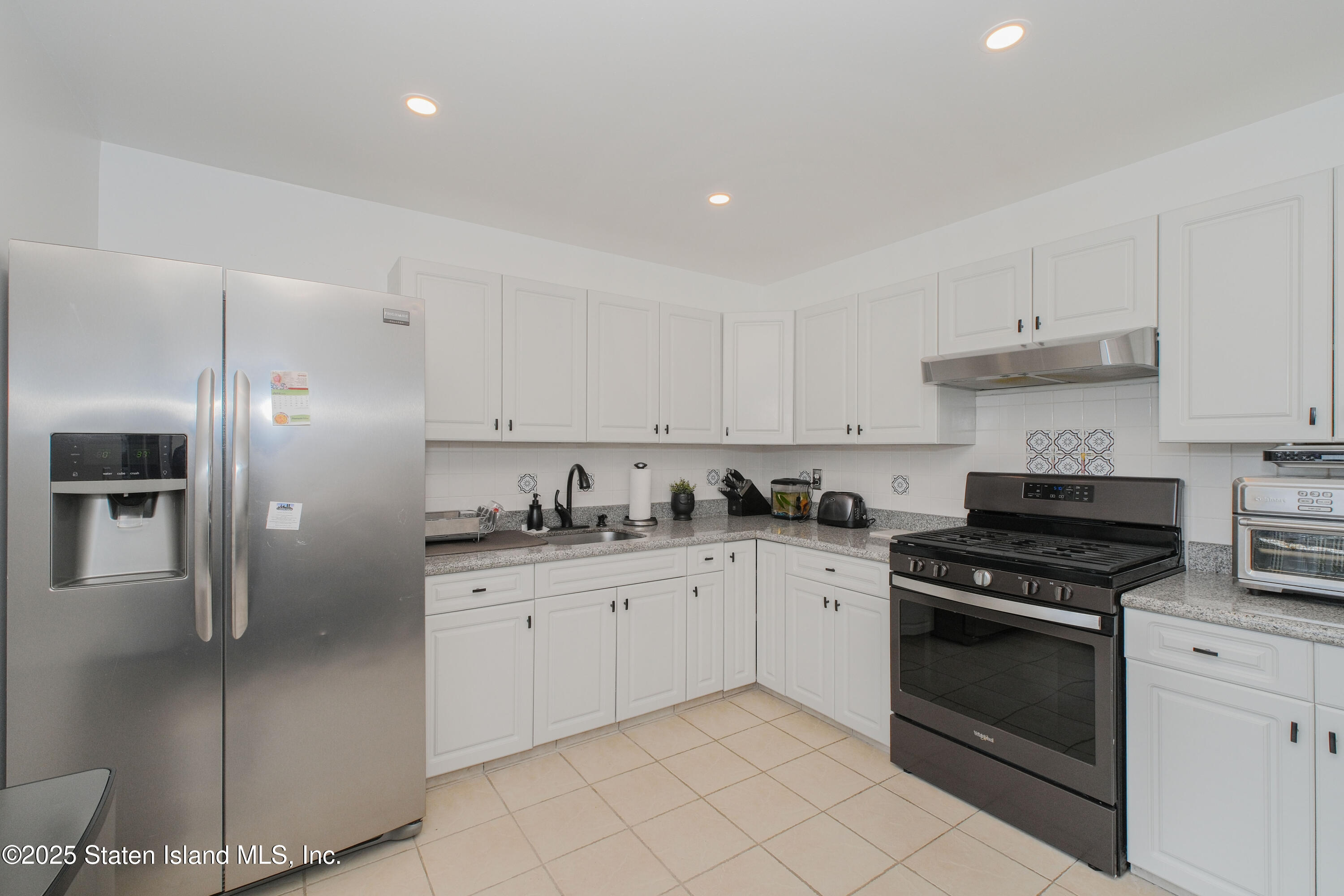 21 Studio Lane, Staten Island, NY, 10304 image 8