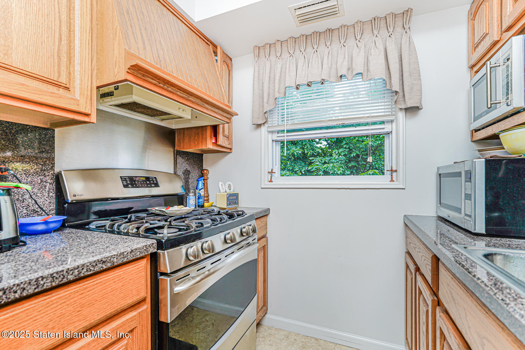 163 Cromwell Avenue 3b, Staten Island, NY, 10304 image 8
