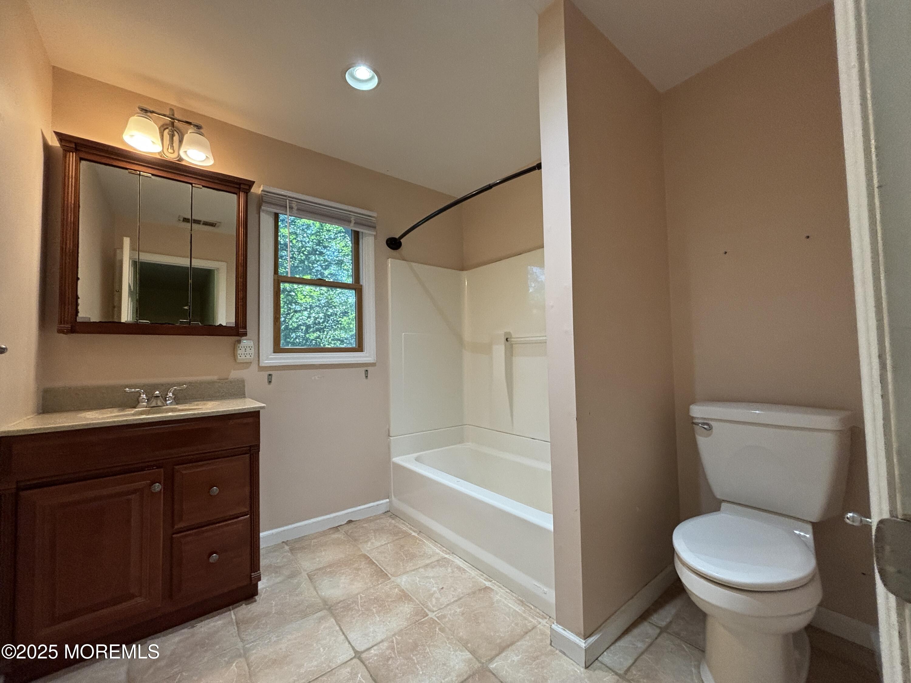 90 Statesir Place, Red Bank, NJ, 07701 image 23